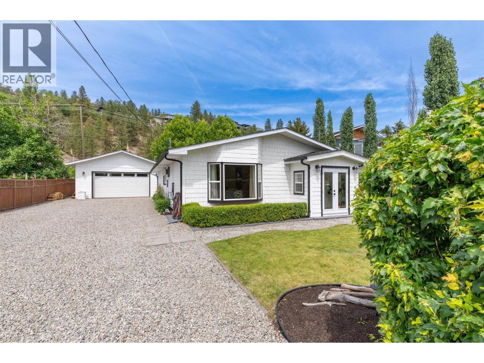 4172 San Clemente Avenue, Peachland, British Columbia  V0H 1X6 - Photo 1 - 10392182