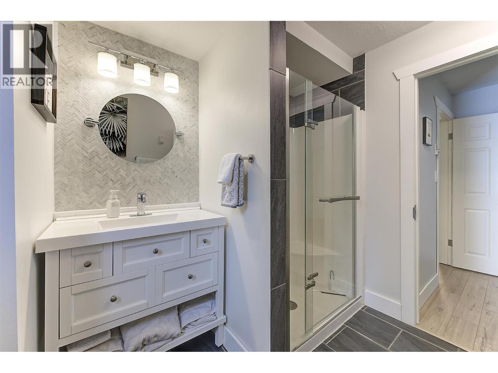 4172 San Clemente Avenue, Peachland, British Columbia  V0H 1X6 - Photo 28 - 10392182