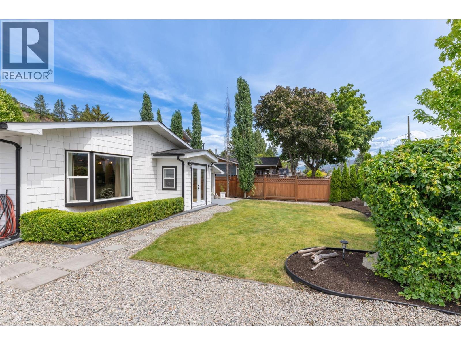 4172 San Clemente Avenue, Peachland, British Columbia  V0H 1X6 - Photo 4 - 10392182