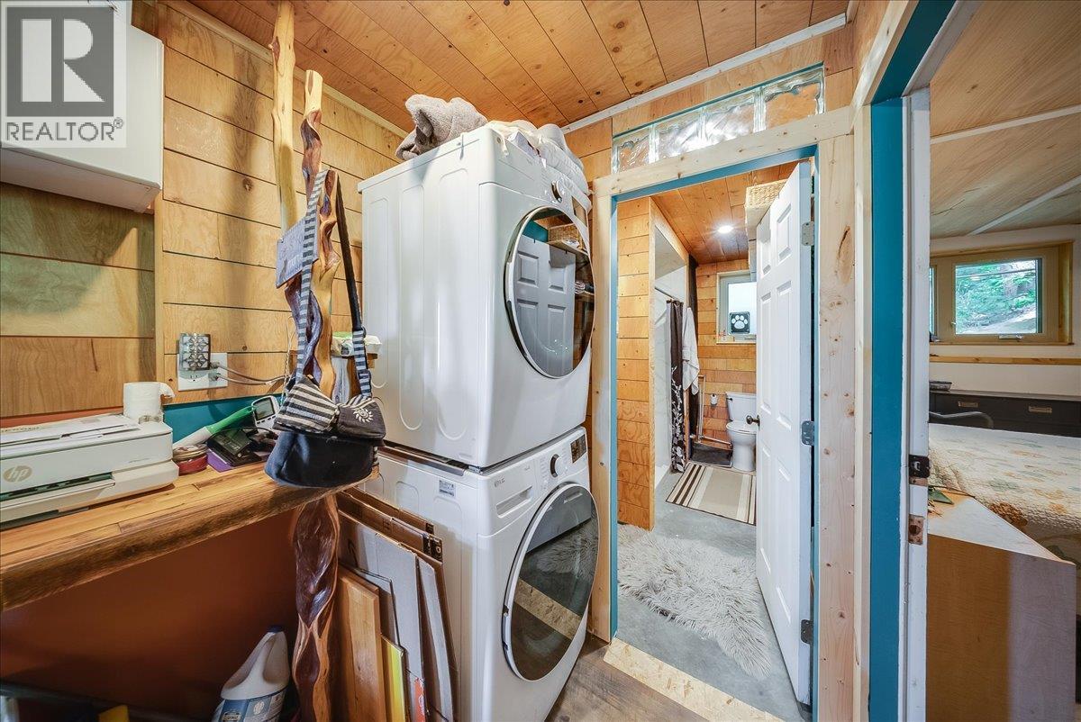 1385 Pass Creek Road, Castlegar, British Columbia  V1N 4S2 - Photo 45 - 10393109