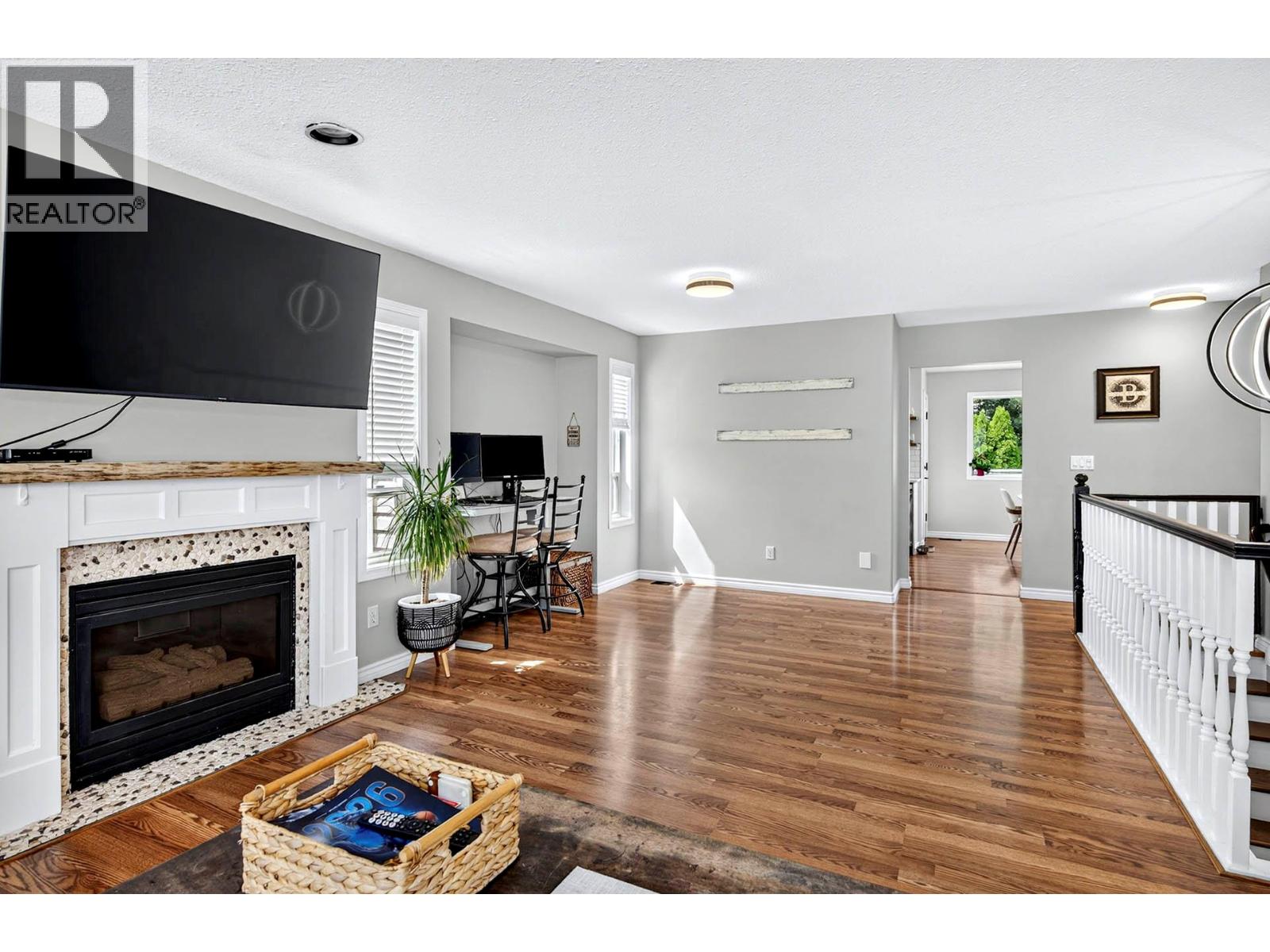6488 Dallas Drive, Kamloops, British Columbia  V2C 4X5 - Photo 10 - 10392723