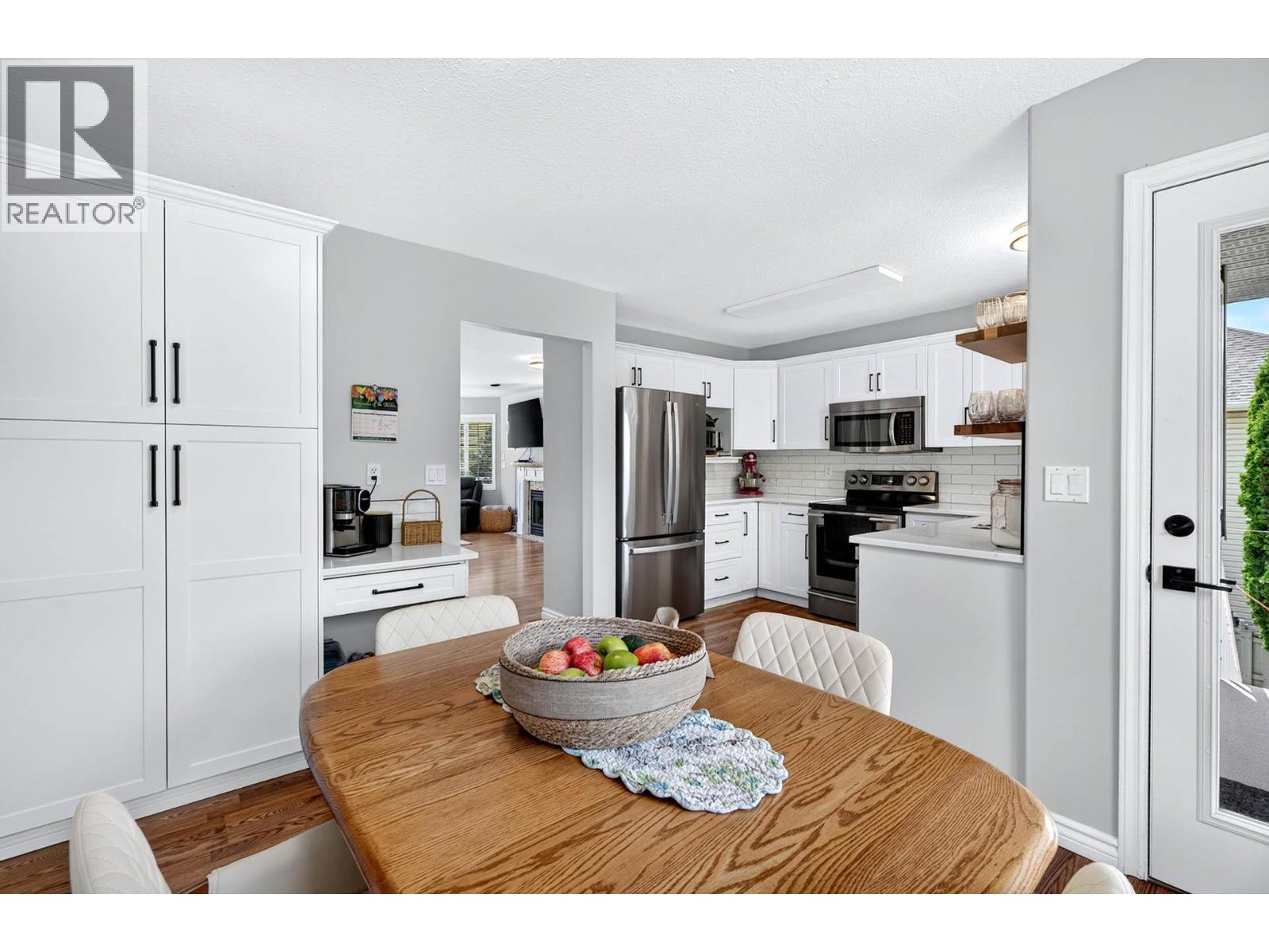 6488 Dallas Drive, Kamloops, British Columbia  V2C 4X5 - Photo 14 - 10392723
