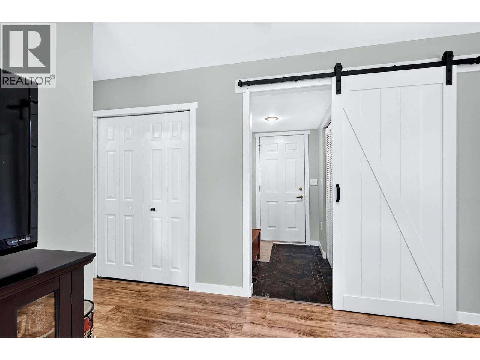 6488 Dallas Drive, Kamloops, British Columbia  V2C 4X5 - Photo 31 - 10392723