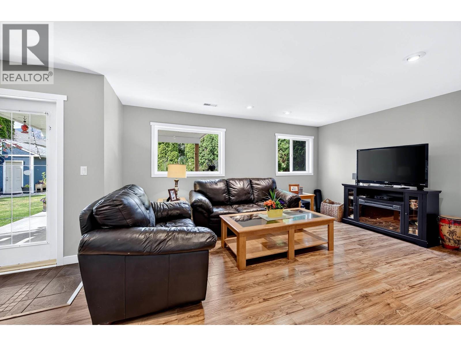 6488 Dallas Drive, Kamloops, British Columbia  V2C 4X5 - Photo 34 - 10392723