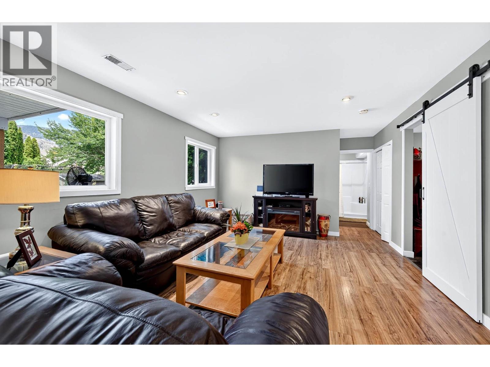 6488 Dallas Drive, Kamloops, British Columbia  V2C 4X5 - Photo 36 - 10392723