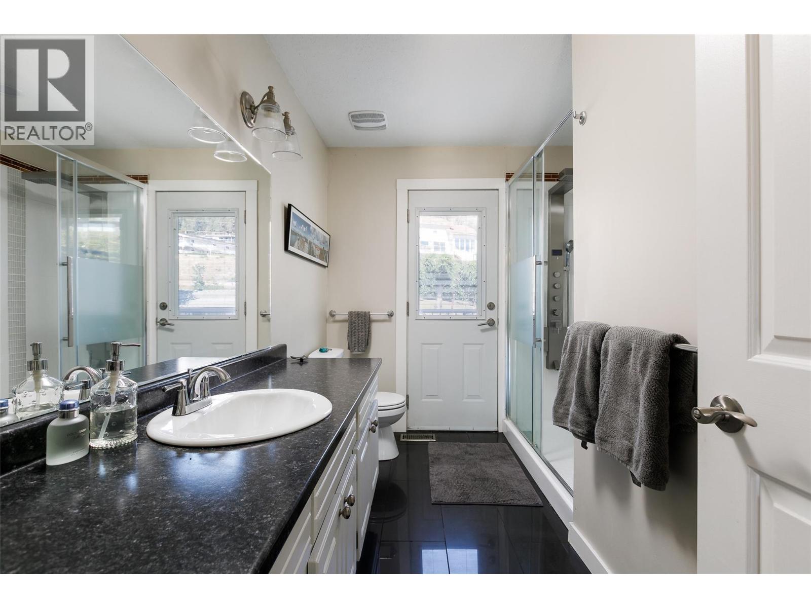 6076 Beatrice Road, Peachland, British Columbia  V0H 1X0 - Photo 17 - 10393099