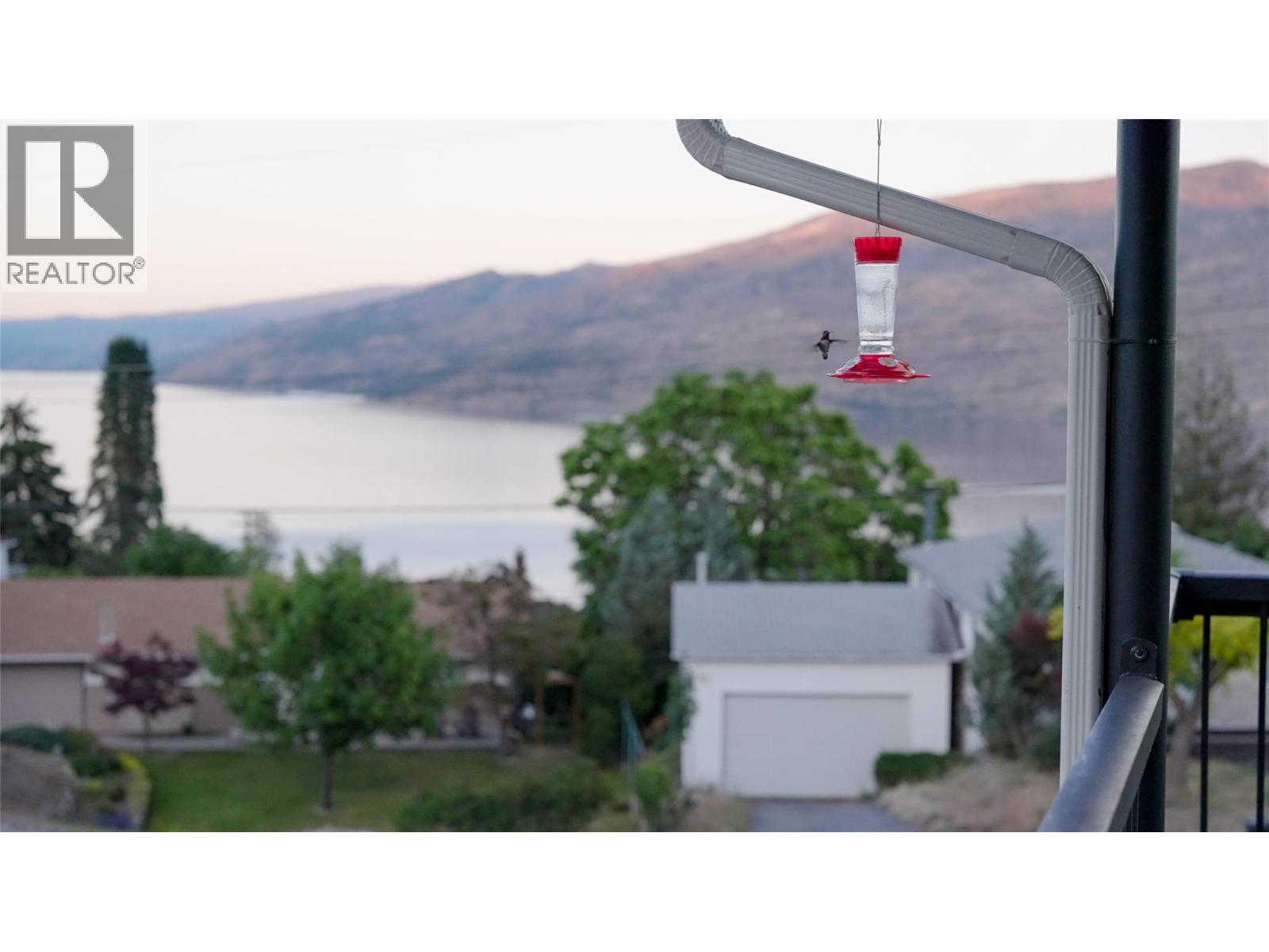 6076 Beatrice Road, Peachland, British Columbia  V0H 1X0 - Photo 4 - 10393099
