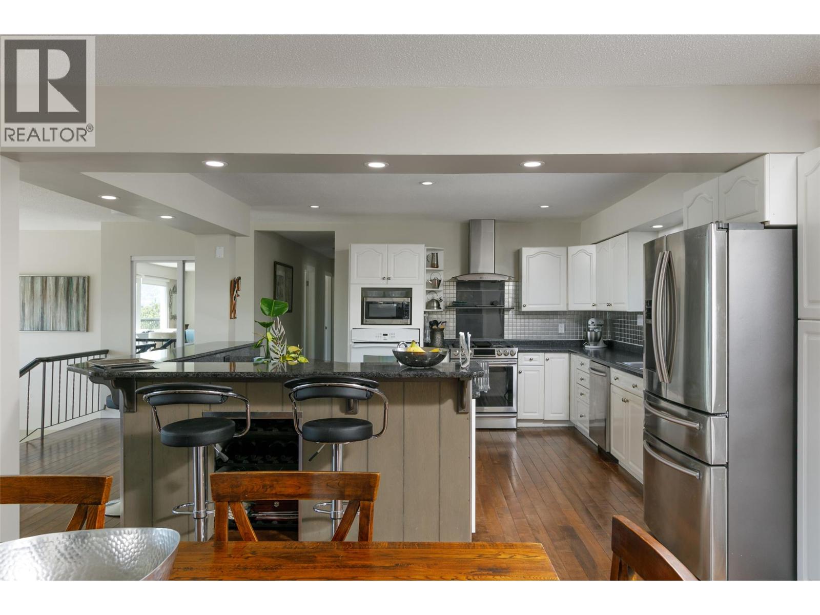6076 Beatrice Road, Peachland, British Columbia  V0H 1X0 - Photo 5 - 10393099