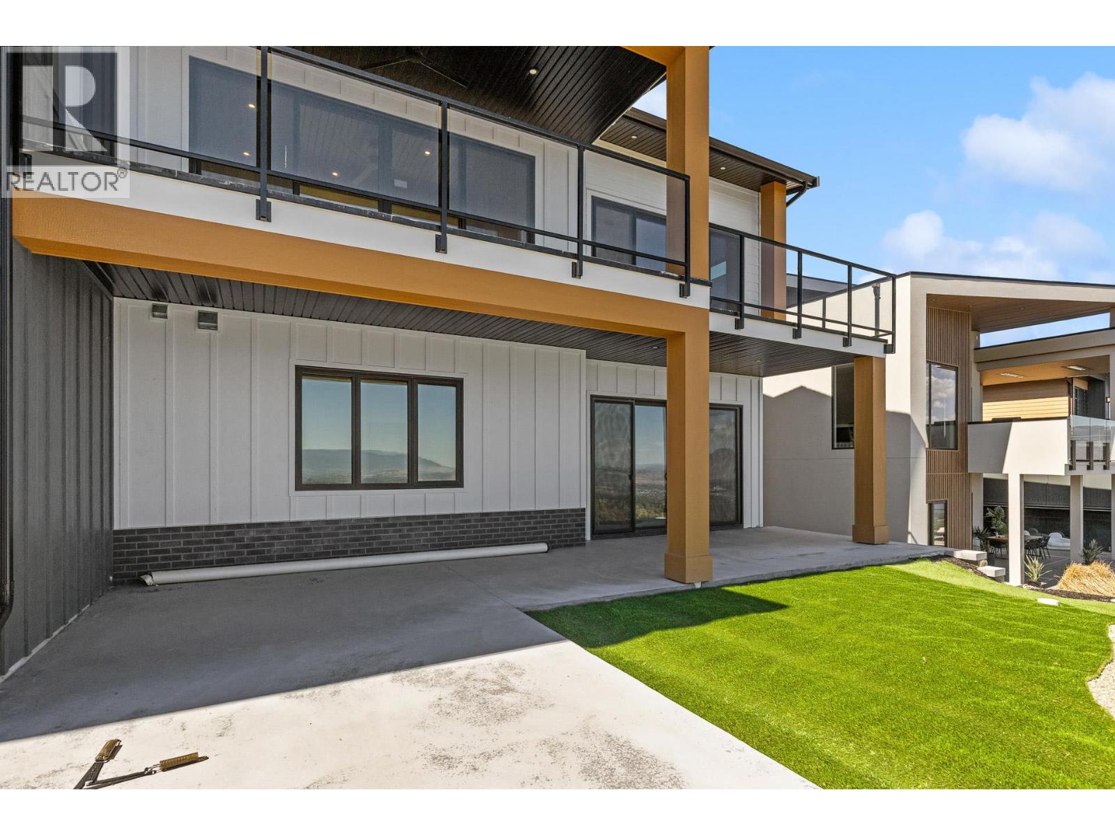 1042 Emslie Street, Kelowna, British Columbia  V1W 0C3 - Photo 45 - 10393167