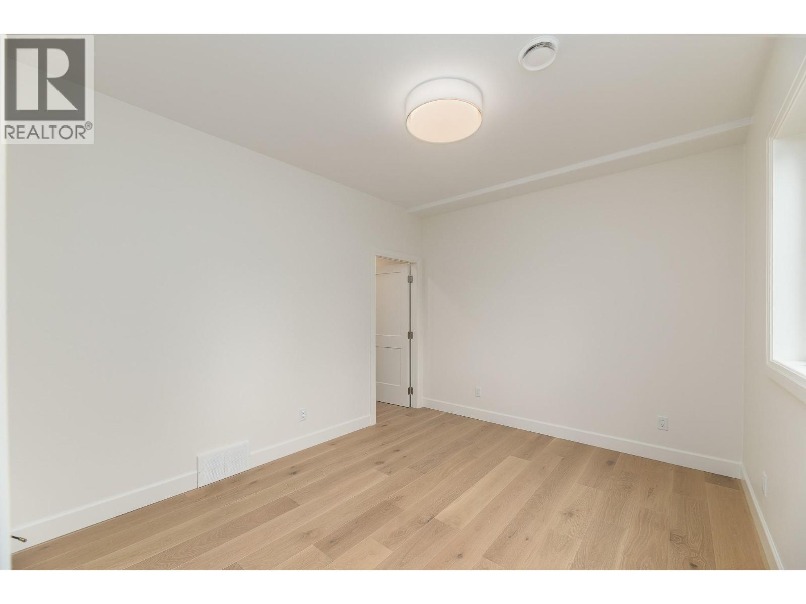 1502 Laidlaw Street, Summerland, British Columbia  V0H 1Z9 - Photo 17 - 10393139