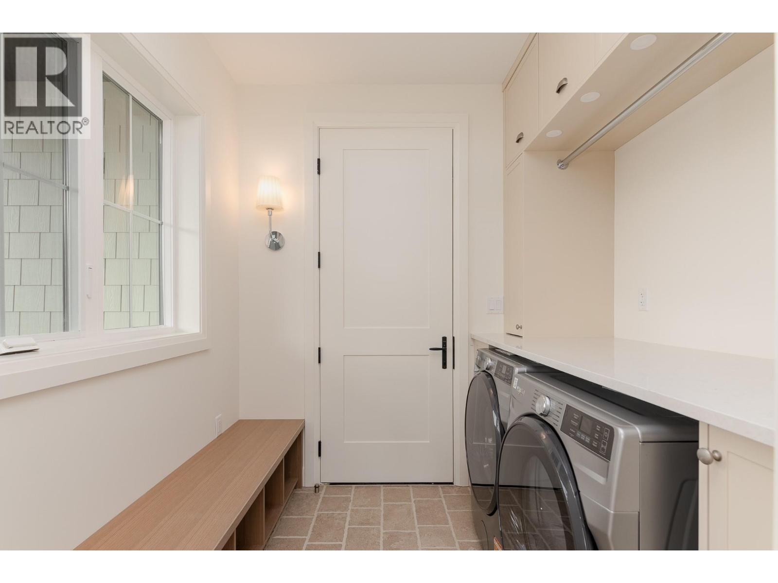 1502 Laidlaw Street, Summerland, British Columbia  V0H 1Z9 - Photo 21 - 10393139