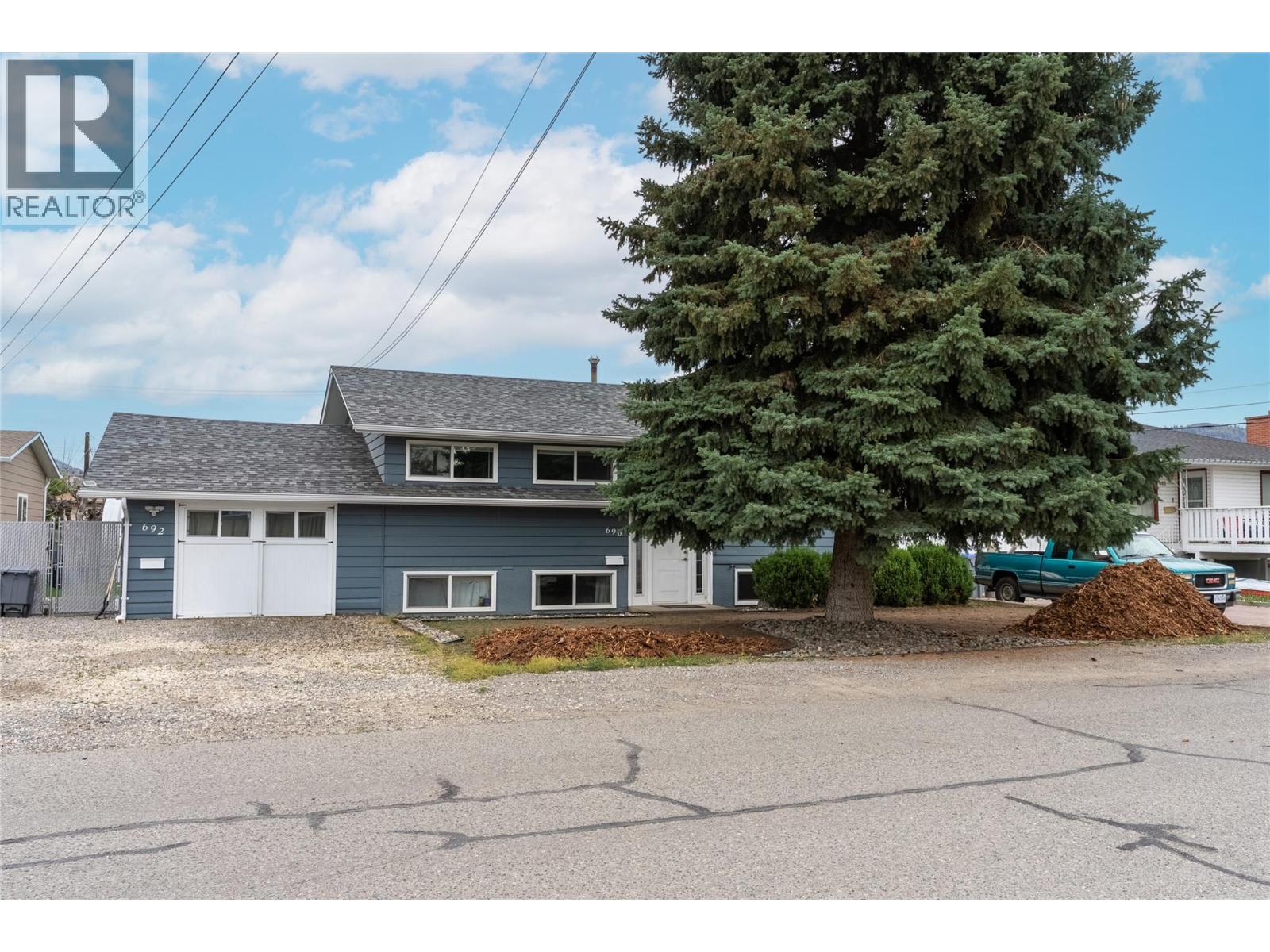 690 Alberni Avenue, Kamloops, British Columbia  V2B 1T1 - Photo 1 - 10391952