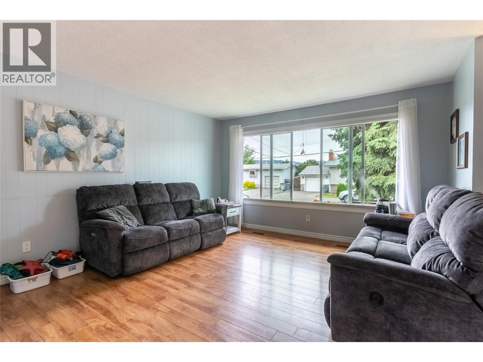 690 Alberni Avenue, Kamloops, British Columbia  V2B 1T1 - Photo 4 - 10391952