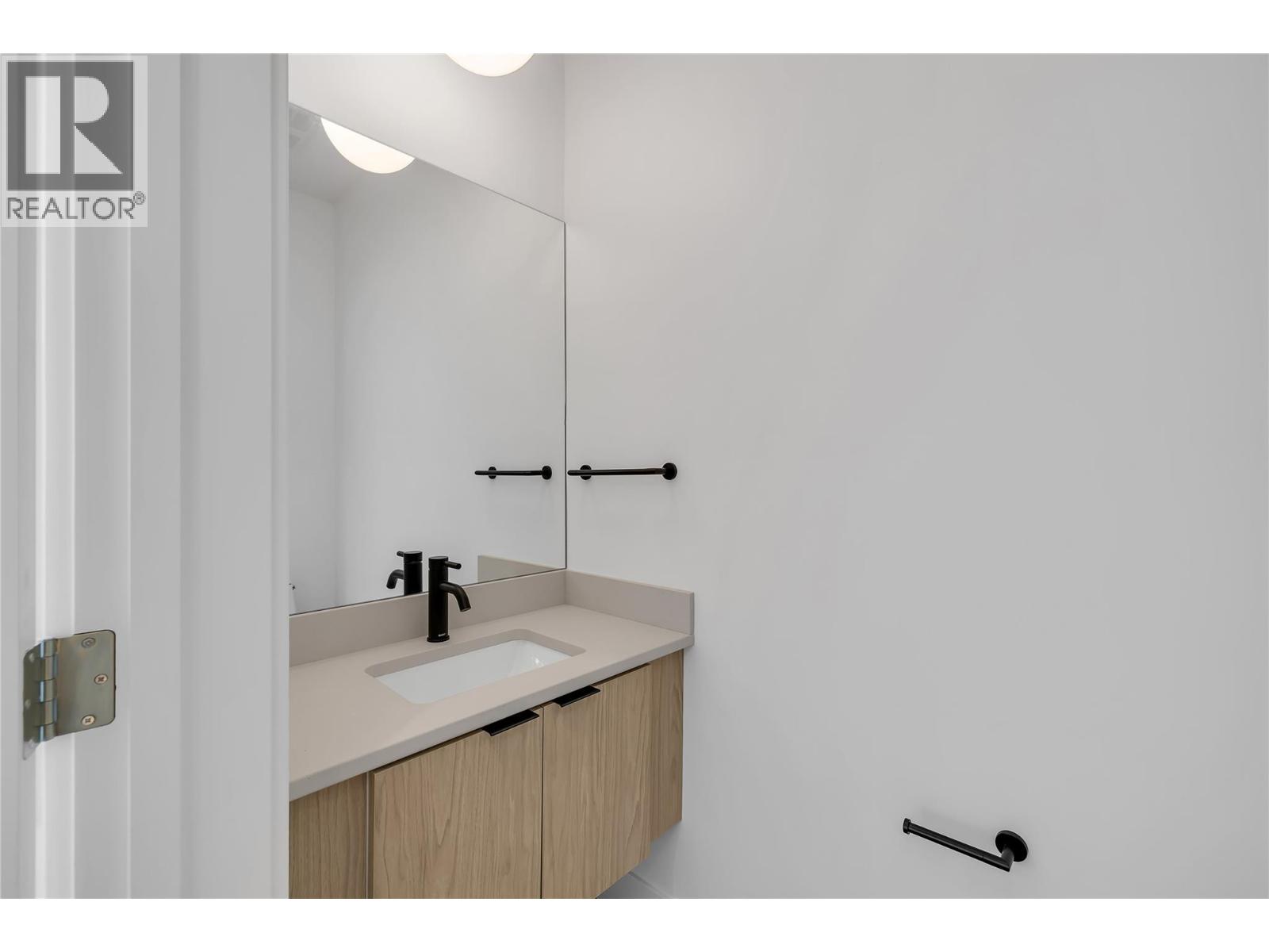 1455 Cara Glen Court Unit# 132, Kelowna, British Columbia  V1V 3B8 - Photo 8 - 10393171