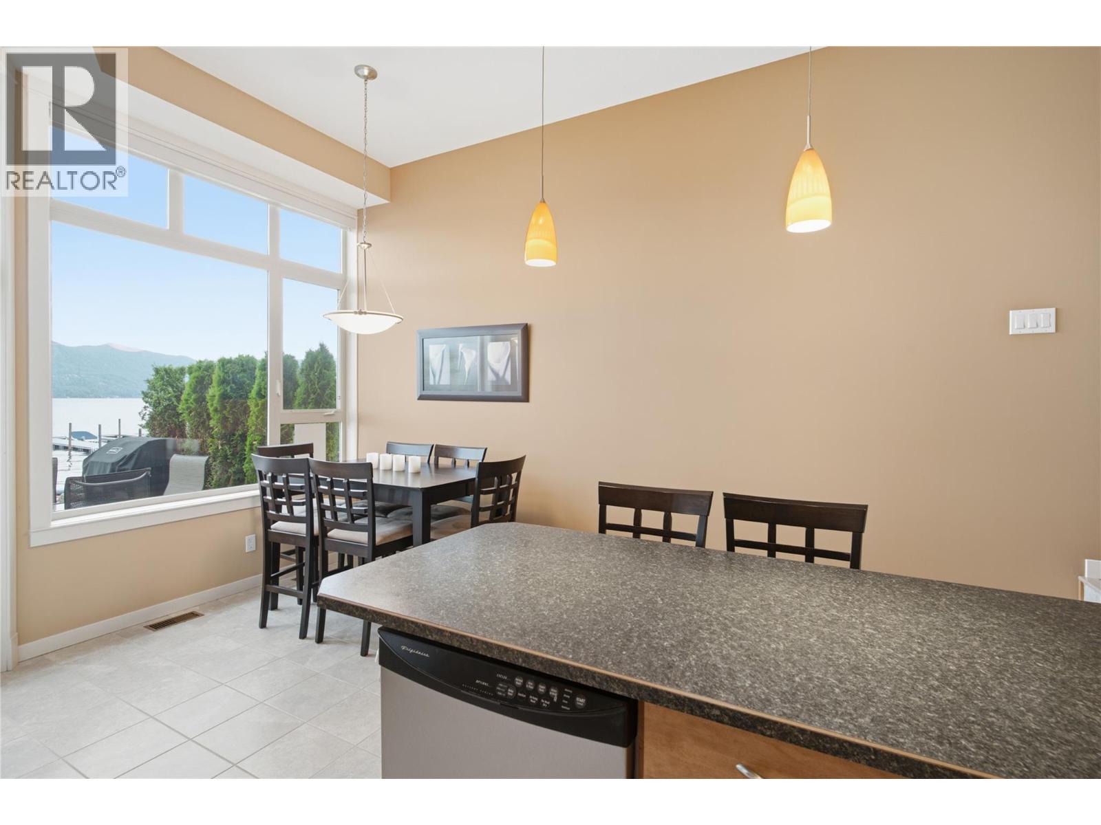 1294 Deodar Road Unit# 2, Scotch Creek, British Columbia  V0E 1M5 - Photo 11 - 10393112