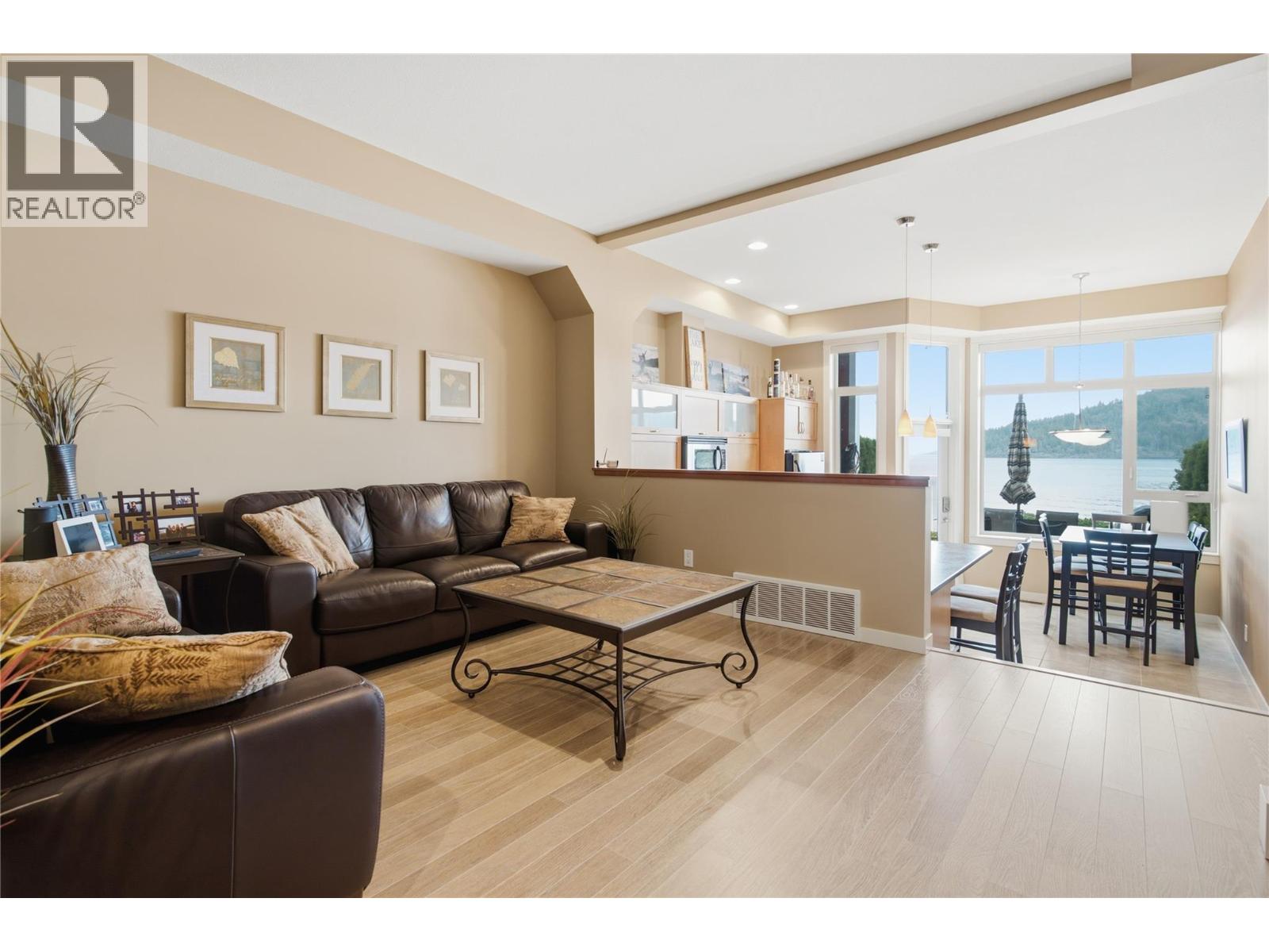 1294 Deodar Road Unit# 2, Scotch Creek, British Columbia  V0E 1M5 - Photo 4 - 10393112