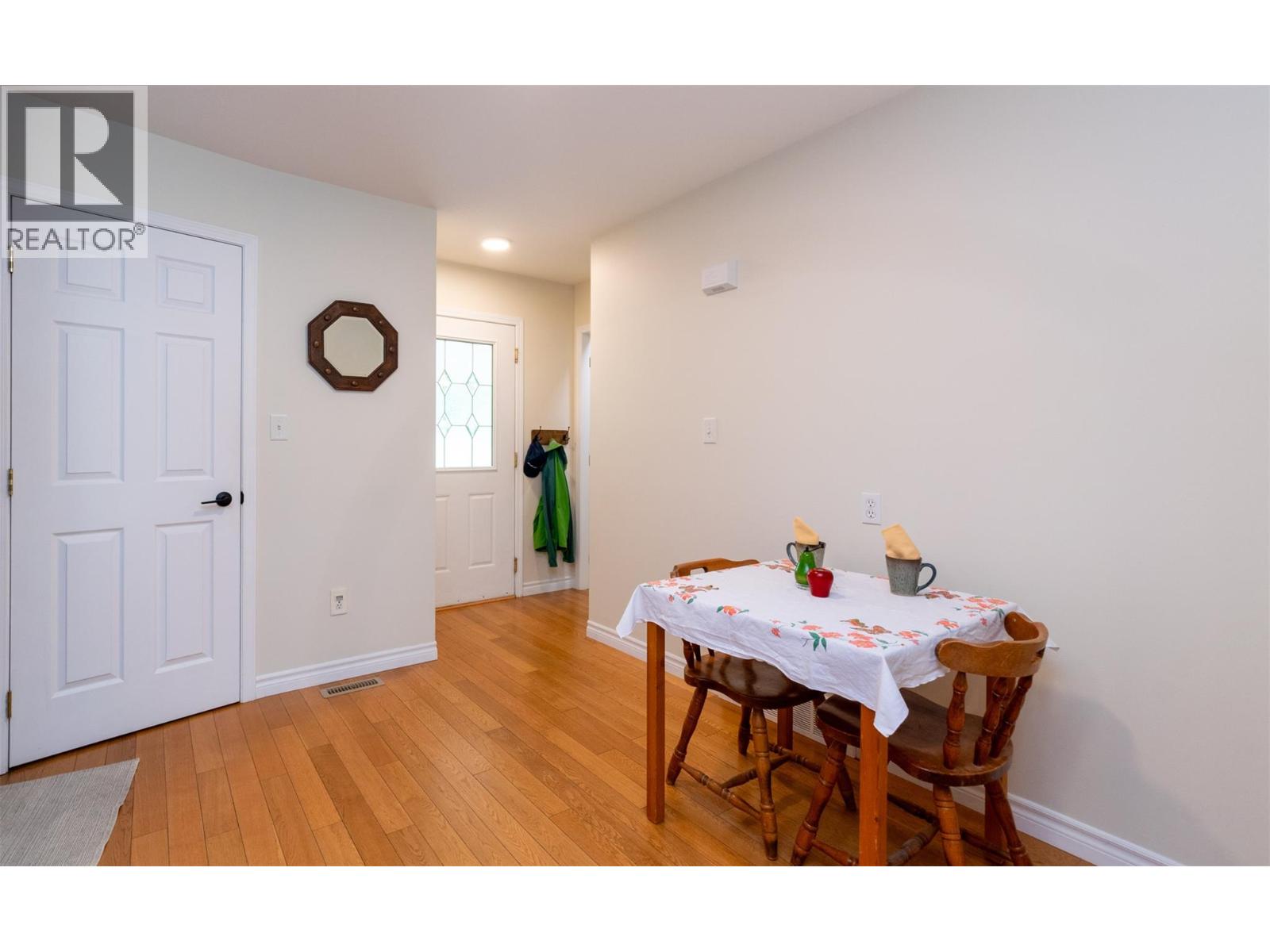 51 8 Avenue Sw Unit# 15, Salmon Arm, British Columbia  V1E 3L9 - Photo 13 - 10393022