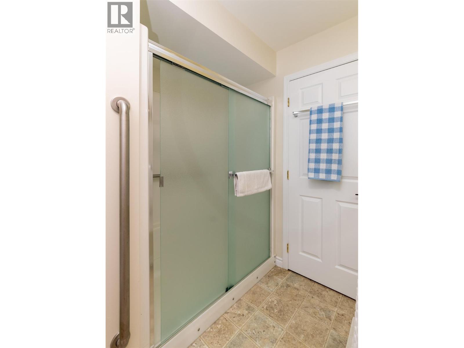 51 8 Avenue Sw Unit# 15, Salmon Arm, British Columbia  V1E 3L9 - Photo 20 - 10393022