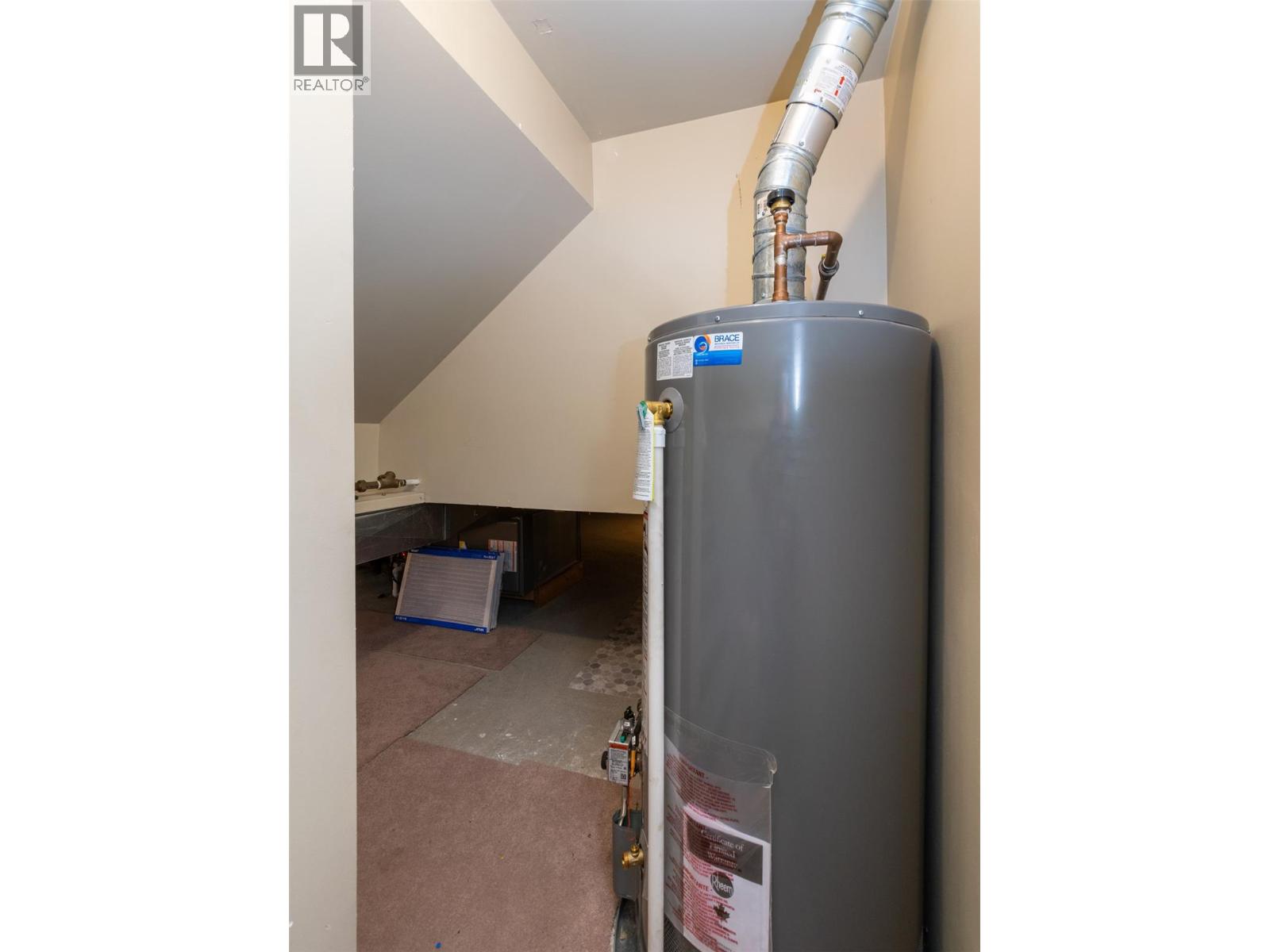 51 8 Avenue Sw Unit# 15, Salmon Arm, British Columbia  V1E 3L9 - Photo 29 - 10393022