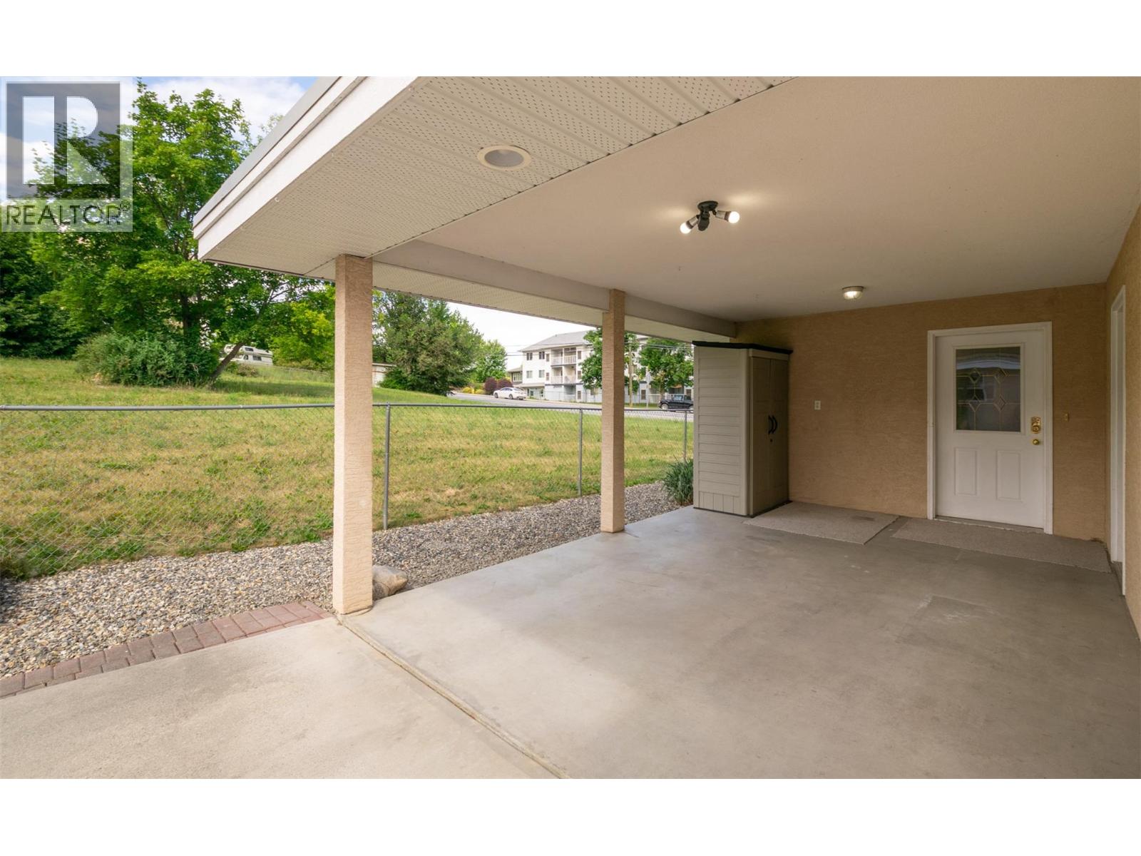 51 8 Avenue Sw Unit# 15, Salmon Arm, British Columbia  V1E 3L9 - Photo 31 - 10393022