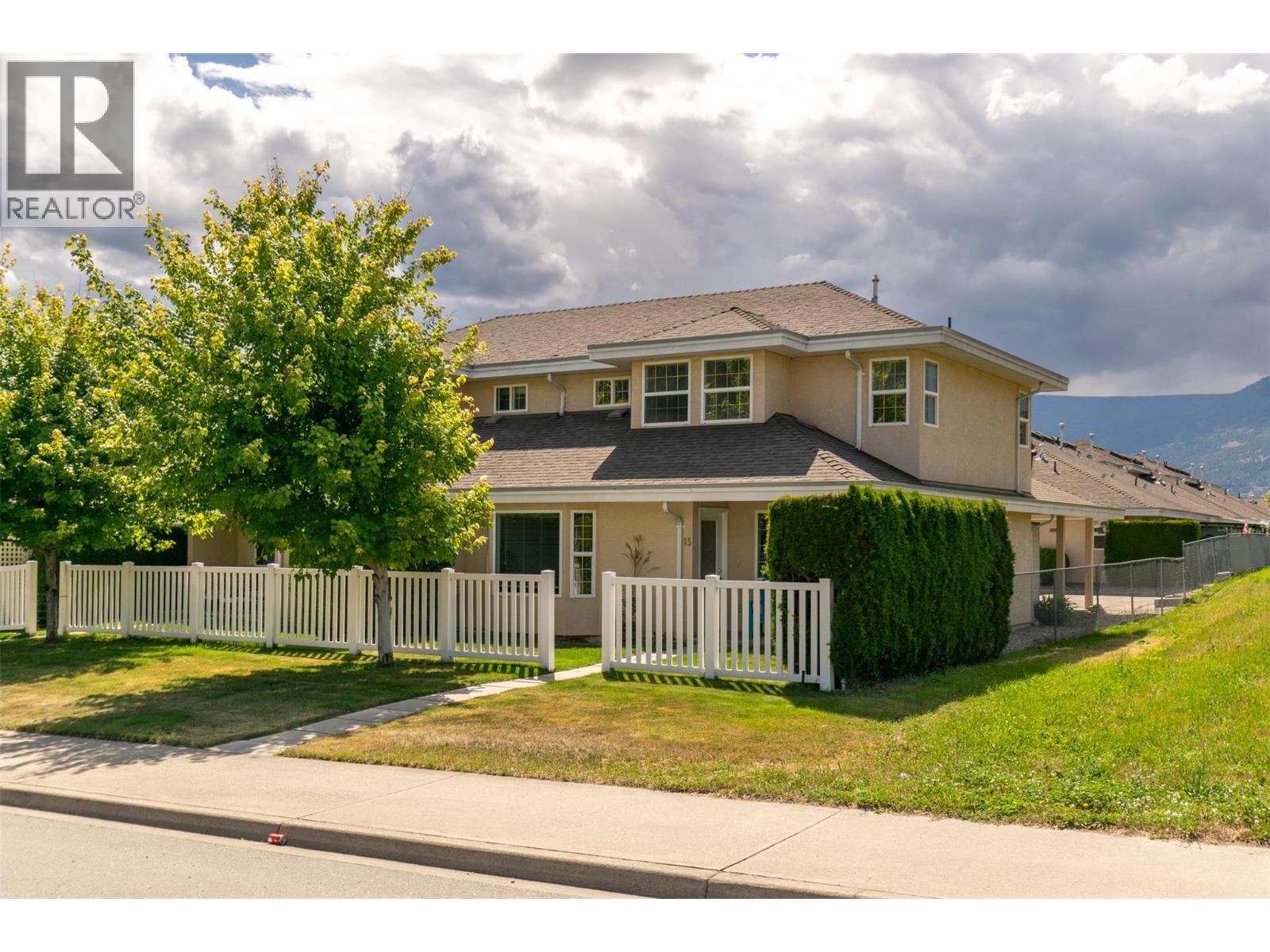 51 8 Avenue Sw Unit# 15, Salmon Arm, British Columbia  V1E 3L9 - Photo 41 - 10393022