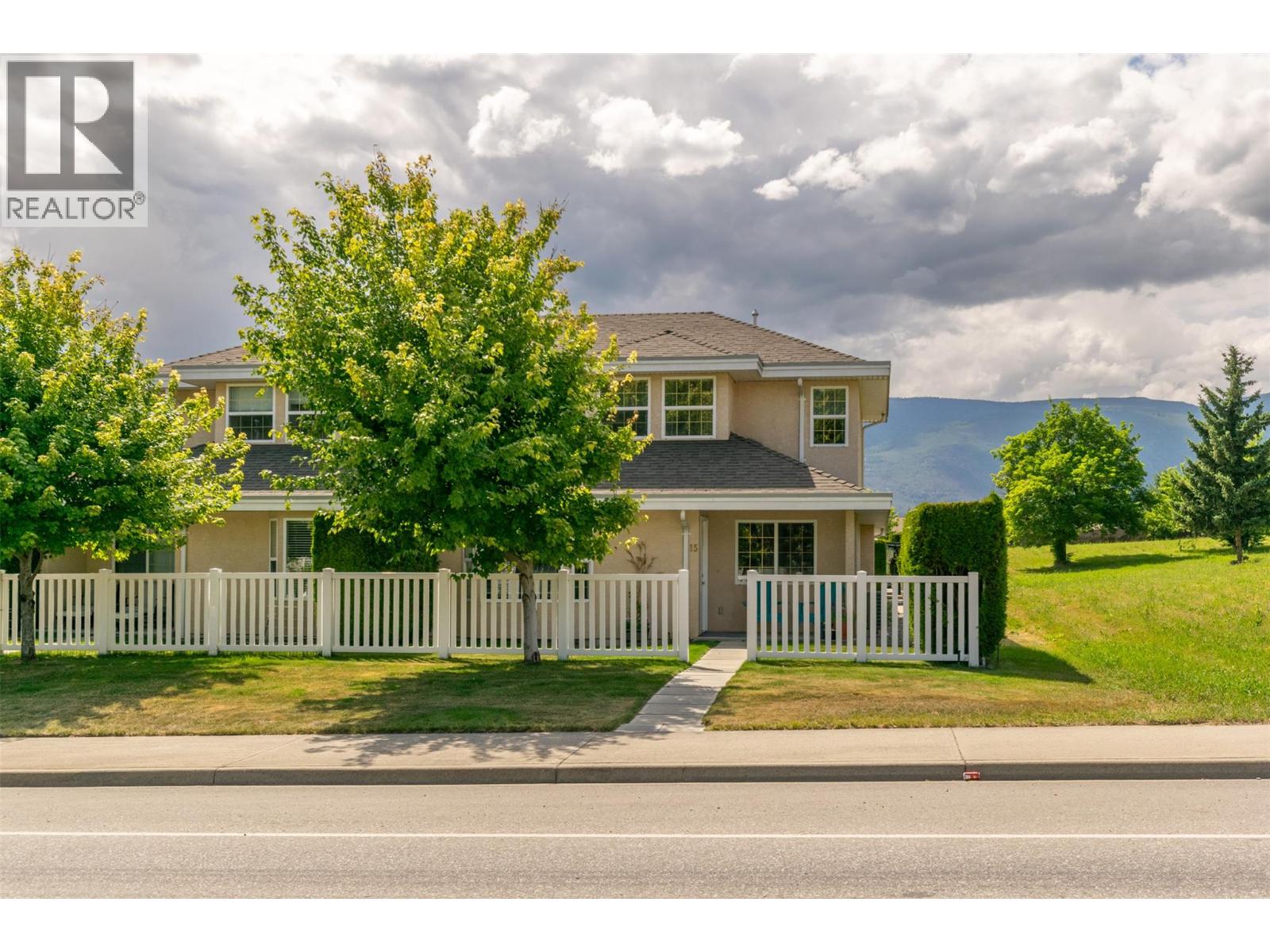 51 8 Avenue Sw Unit# 15, Salmon Arm, British Columbia  V1E 3L9 - Photo 42 - 10393022