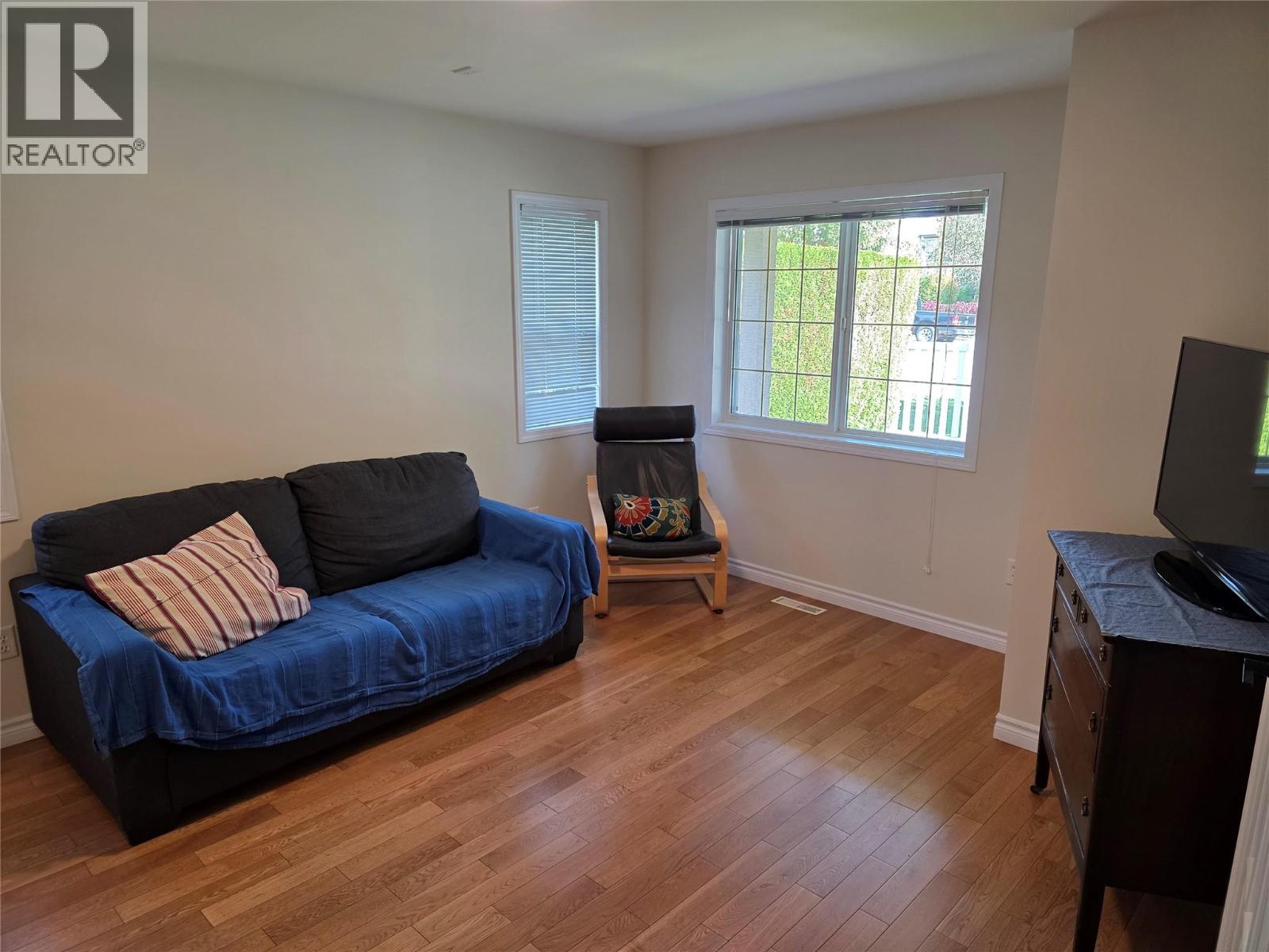 51 8 Avenue Sw Unit# 15, Salmon Arm, British Columbia  V1E 3L9 - Photo 62 - 10393022