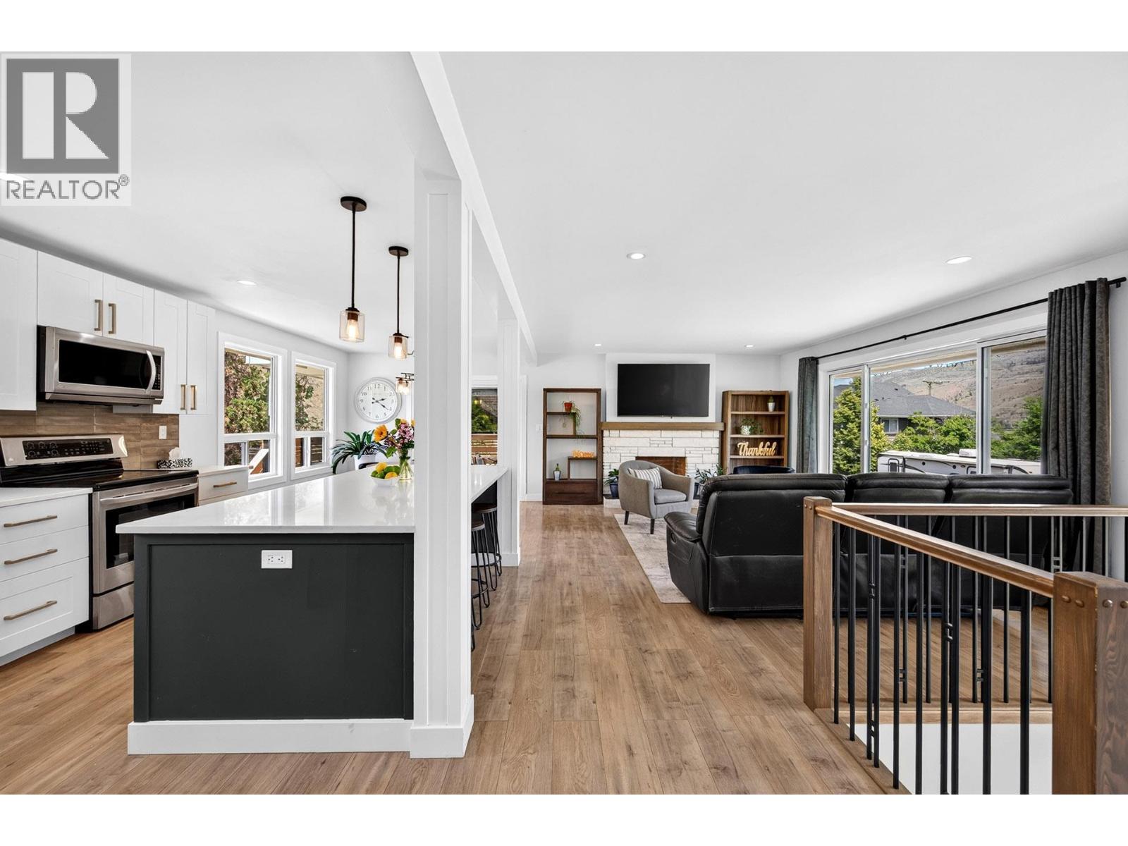 3644 Westsyde Road, Kamloops, British Columbia  V2B 7H6 - Photo 4 - 10392711