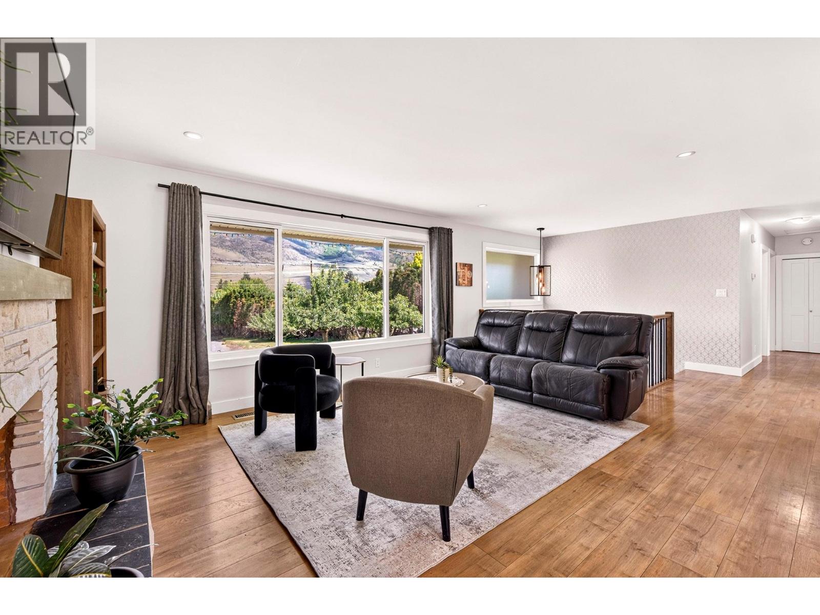 3644 Westsyde Road, Kamloops, British Columbia  V2B 7H6 - Photo 5 - 10392711