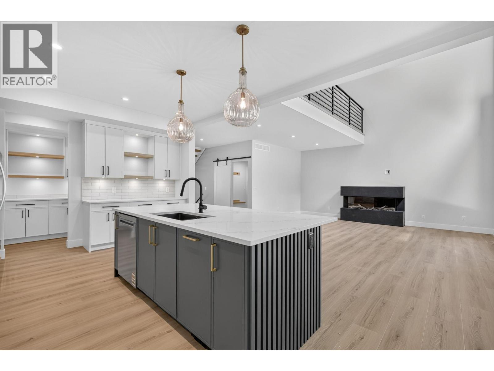 1531 Olive Pond Place, Kelowna, British Columbia  V1V 2C6 - Photo 8 - 10392971