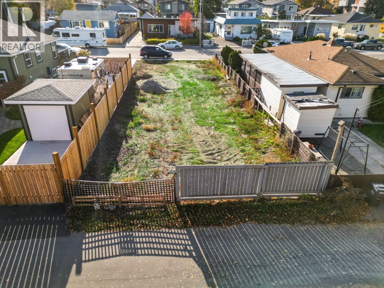 515 Heales Avenue, Penticton, British Columbia  V2A 1G5 - Photo 4 - 10393186