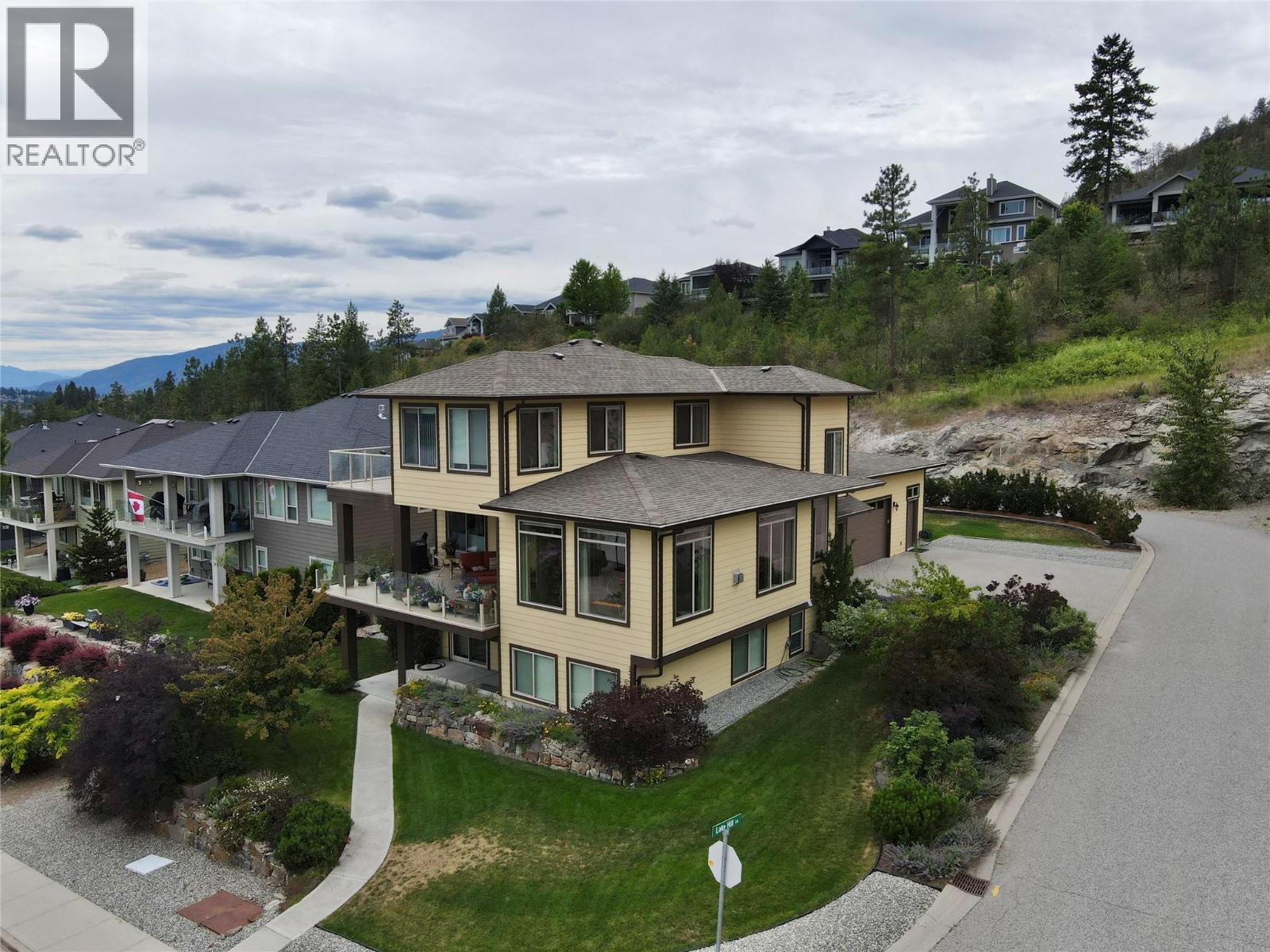 13492 Lake Hill Way, Lake Country, British Columbia  V4V 2S7 - Photo 2 - 10393153