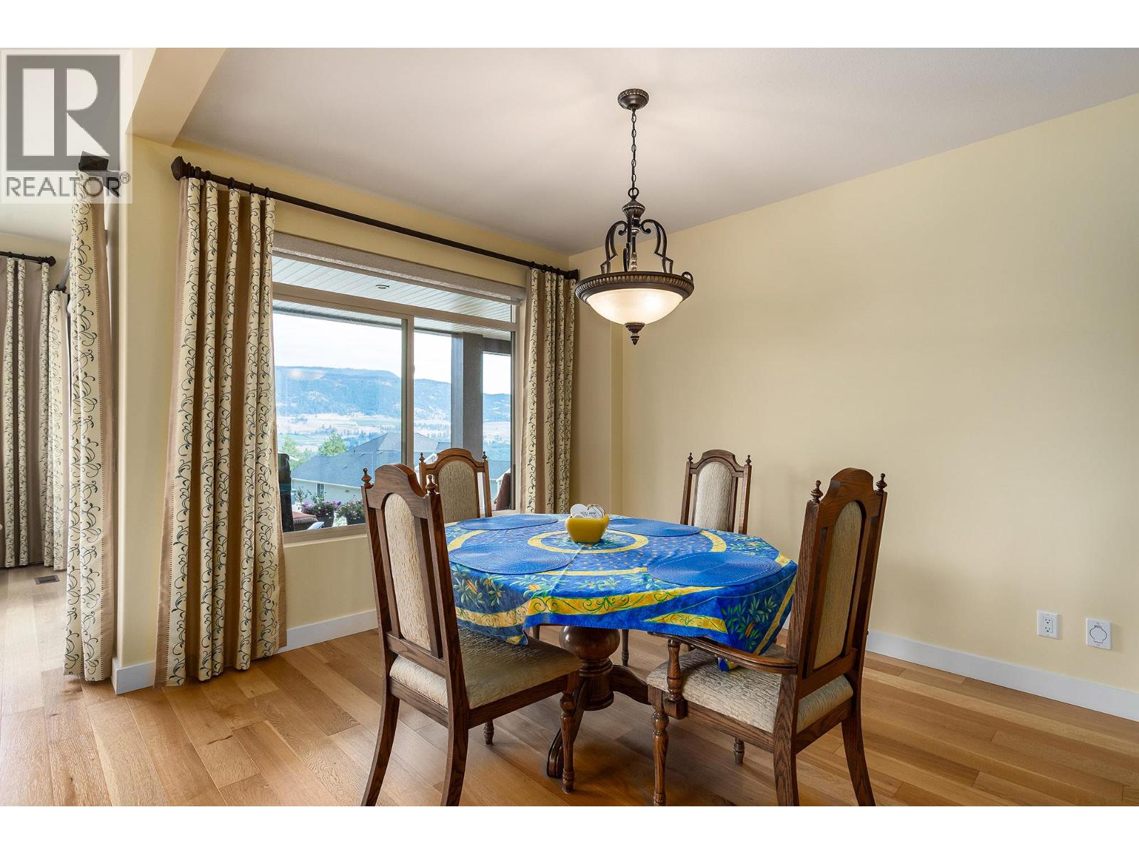 13492 Lake Hill Way, Lake Country, British Columbia  V4V 2S7 - Photo 8 - 10393153