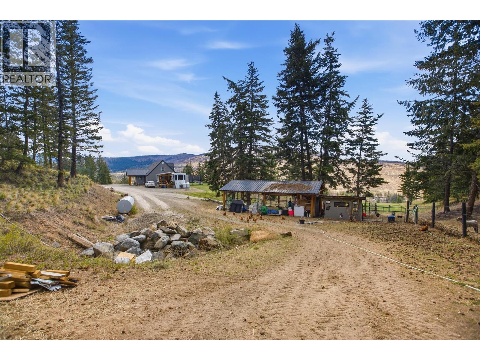 4205 Kristianson Road, Monte Lake, British Columbia  V0E 2N0 - Photo 16 - 10393273