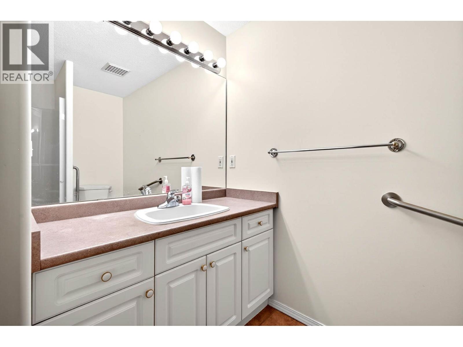 2169 Flamingo Road Unit# 210, Kamloops, British Columbia  V2C 4J8 - Photo 24 - 10393260