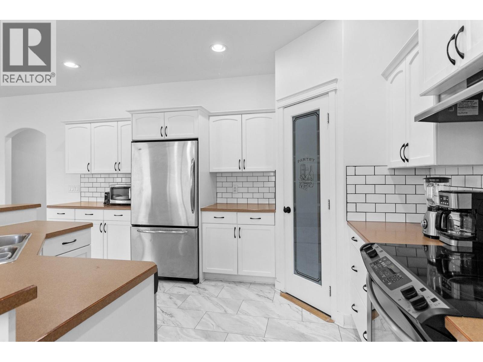 1374 Mcinnes Avenue, Kelowna, British Columbia  V1Y 5V9 - Photo 14 - 10393258