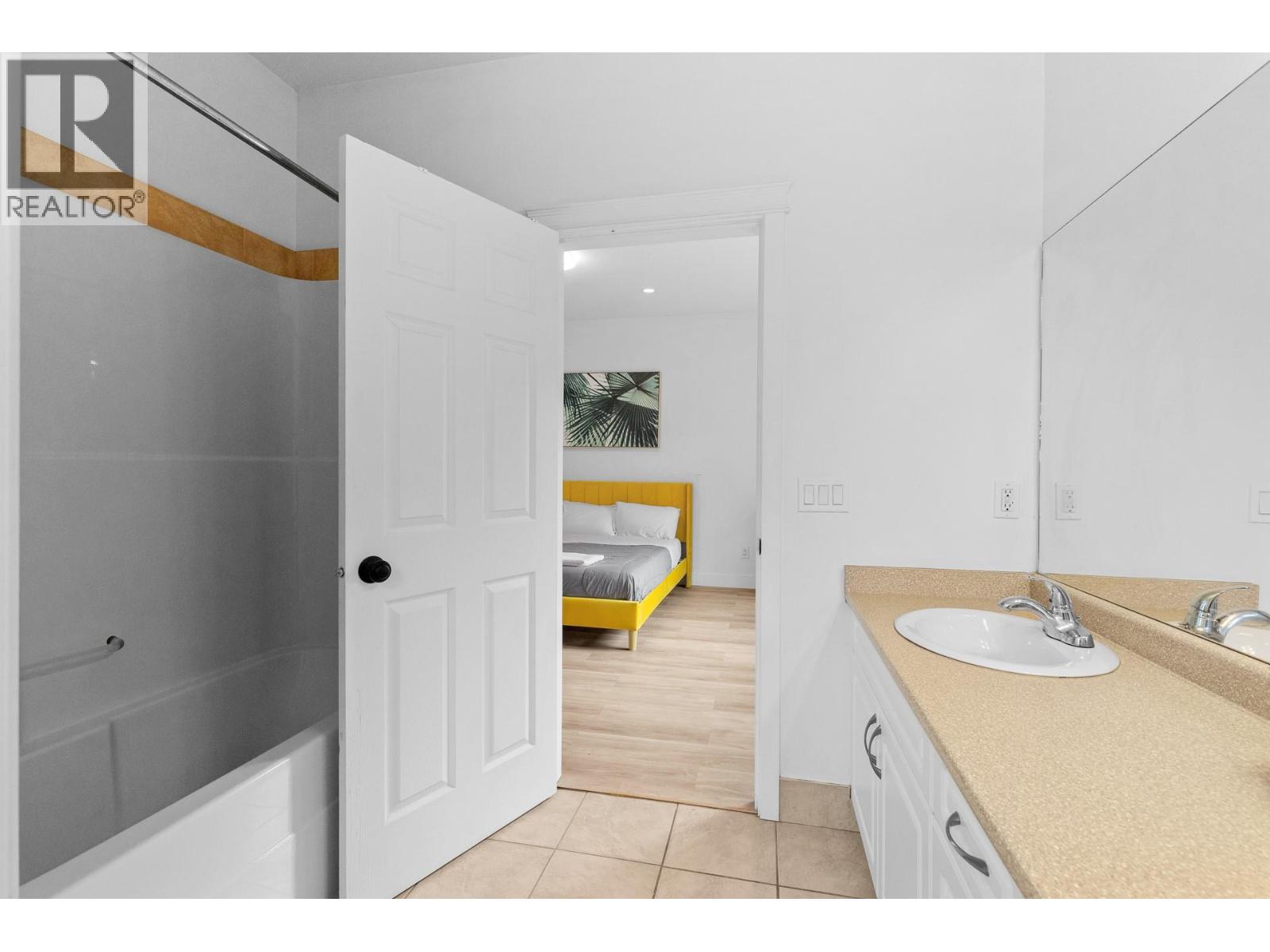 1374 Mcinnes Avenue, Kelowna, British Columbia  V1Y 5V9 - Photo 18 - 10393258
