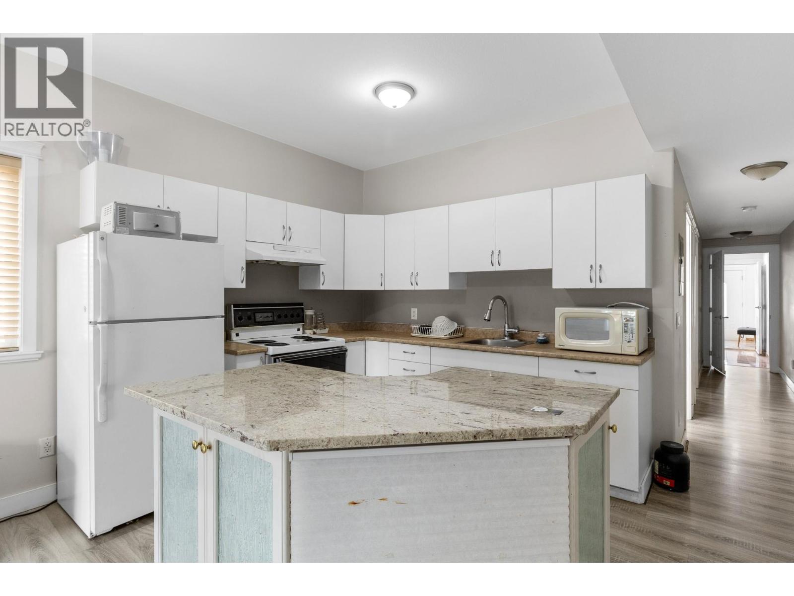 1374 Mcinnes Avenue, Kelowna, British Columbia  V1Y 5V9 - Photo 35 - 10393258