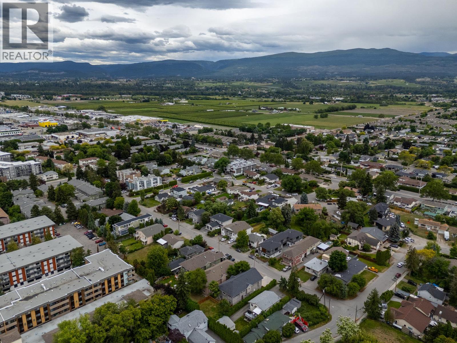 1374 Mcinnes Avenue, Kelowna, British Columbia  V1Y 5V9 - Photo 68 - 10393258