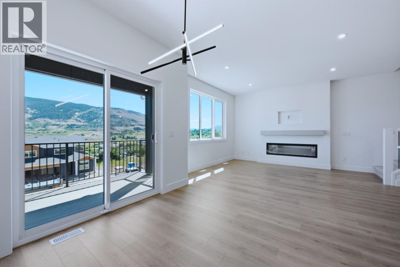 377 Arrowleaf Rise, Coldstream, British Columbia  V1B 0B5 - Photo 11 - 10393250