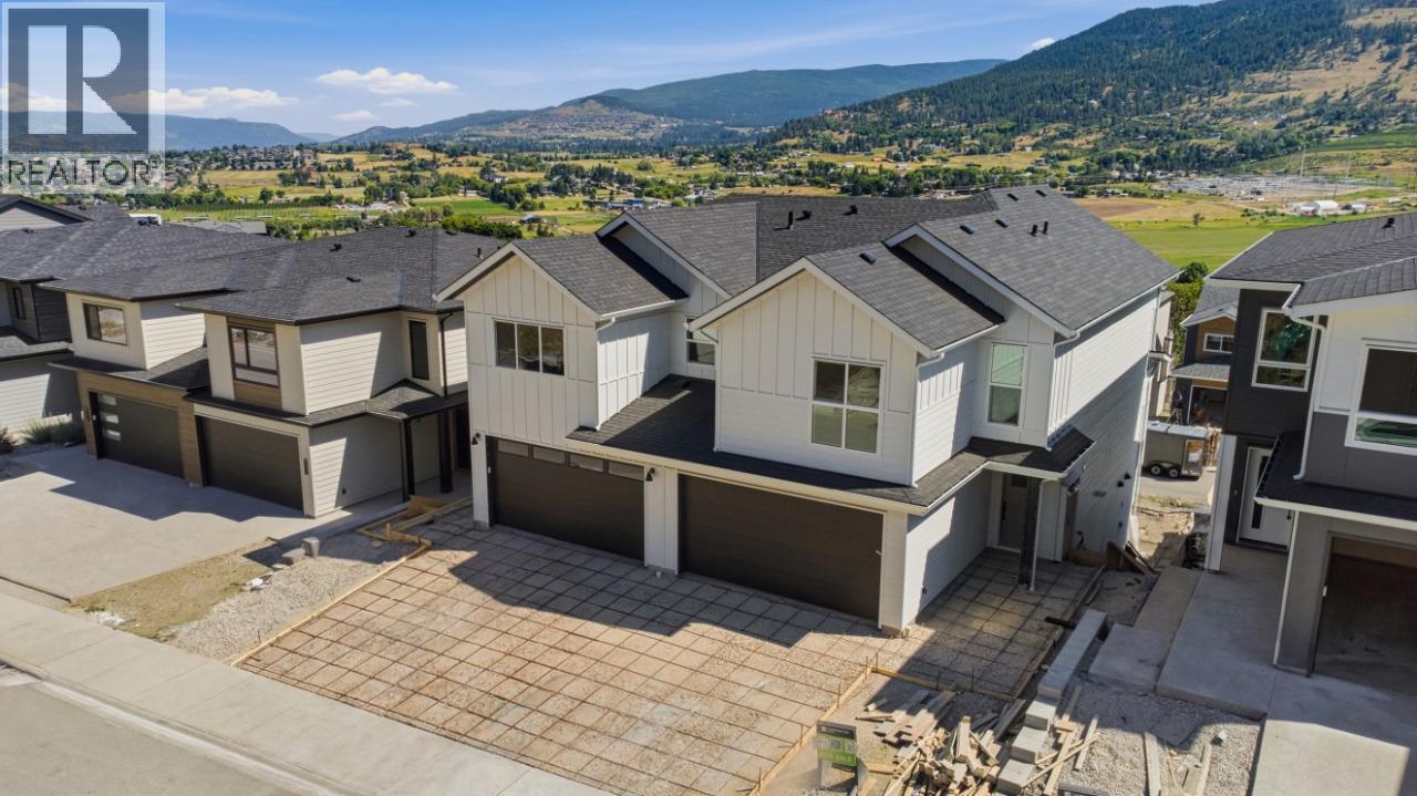 377 Arrowleaf Rise, Coldstream, British Columbia  V1B 0B5 - Photo 3 - 10393250
