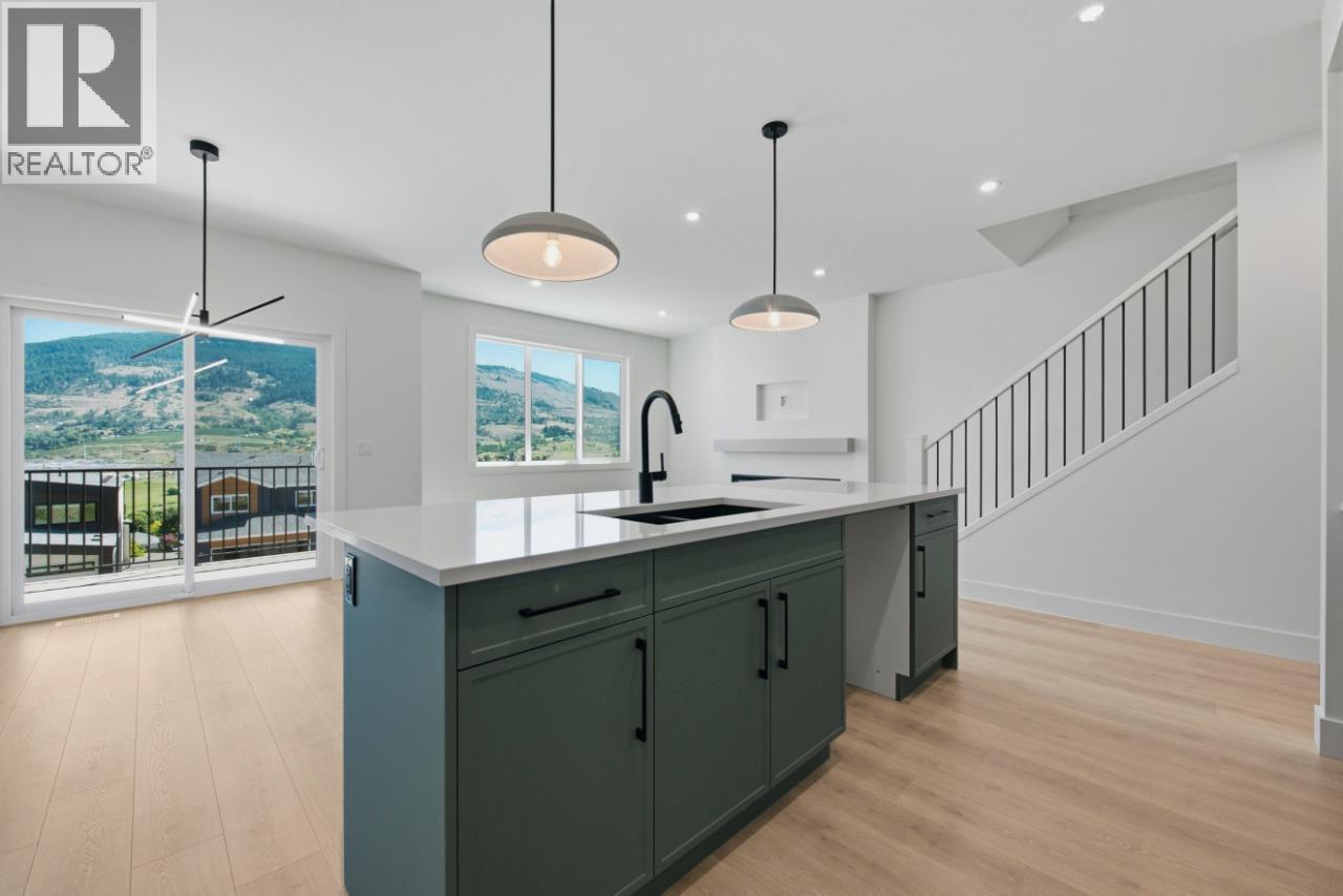 377 Arrowleaf Rise, Coldstream, British Columbia  V1B 0B5 - Photo 8 - 10393250