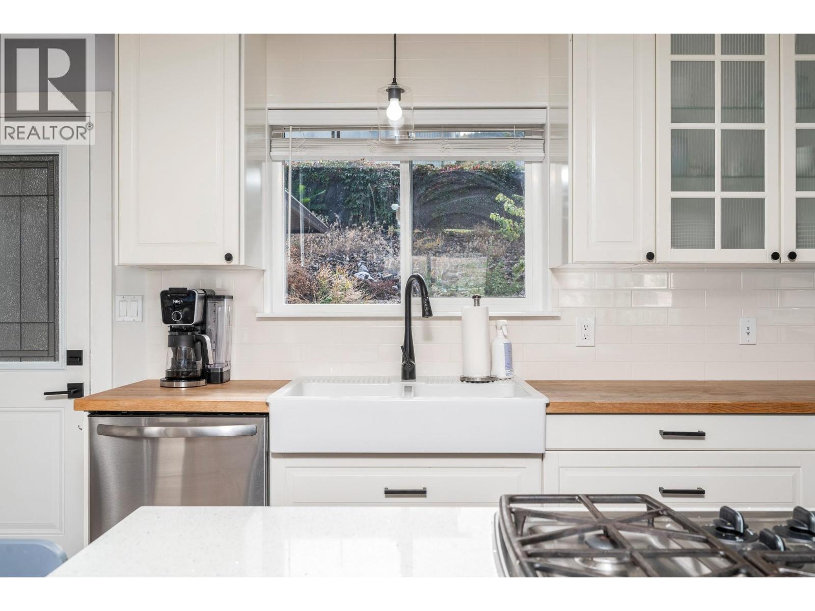 7590 Klinger Road, Vernon, British Columbia  V1H 1H4 - Photo 12 - 10392576