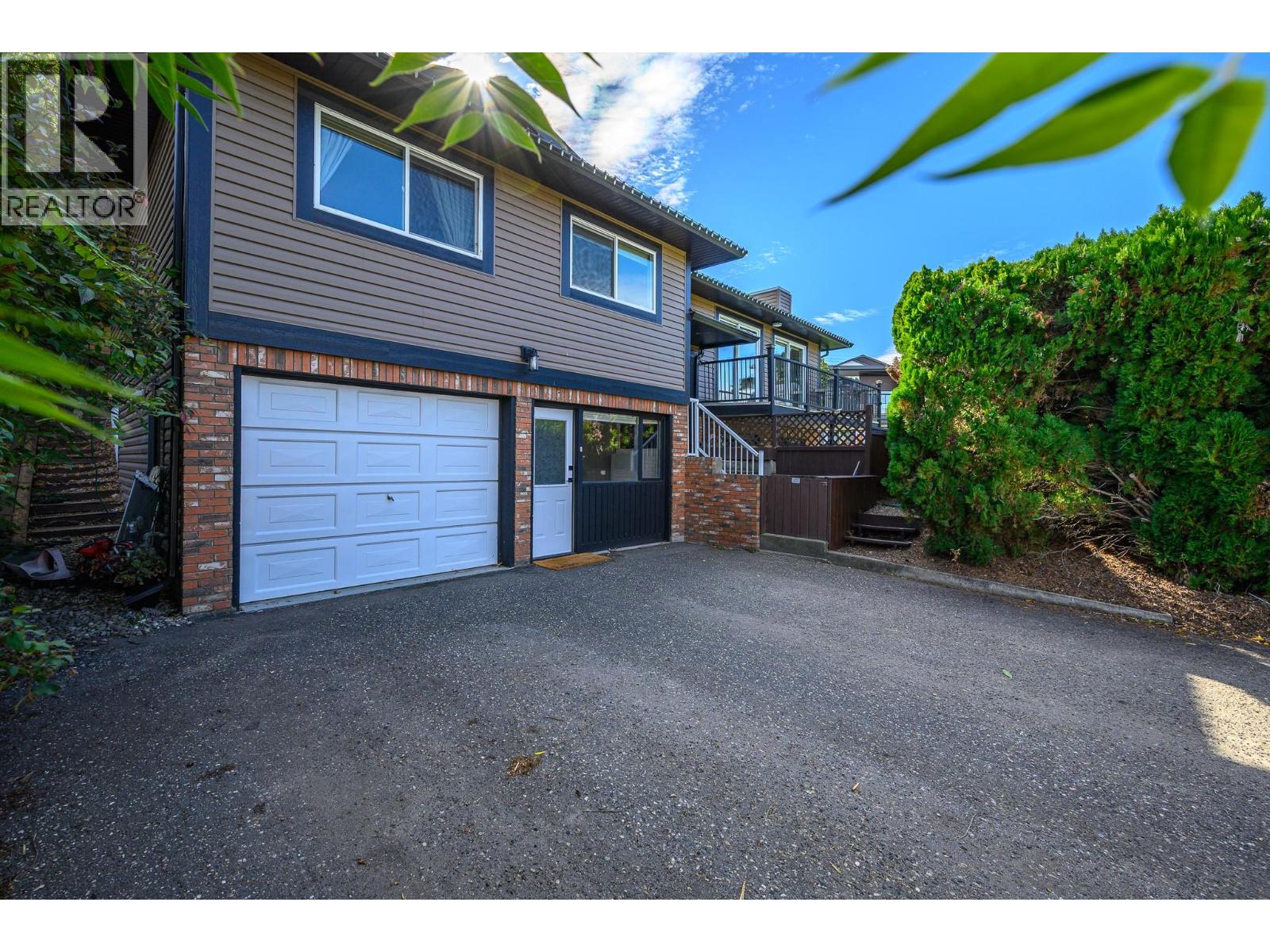 7590 Klinger Road, Vernon, British Columbia  V1H 1H4 - Photo 3 - 10392576