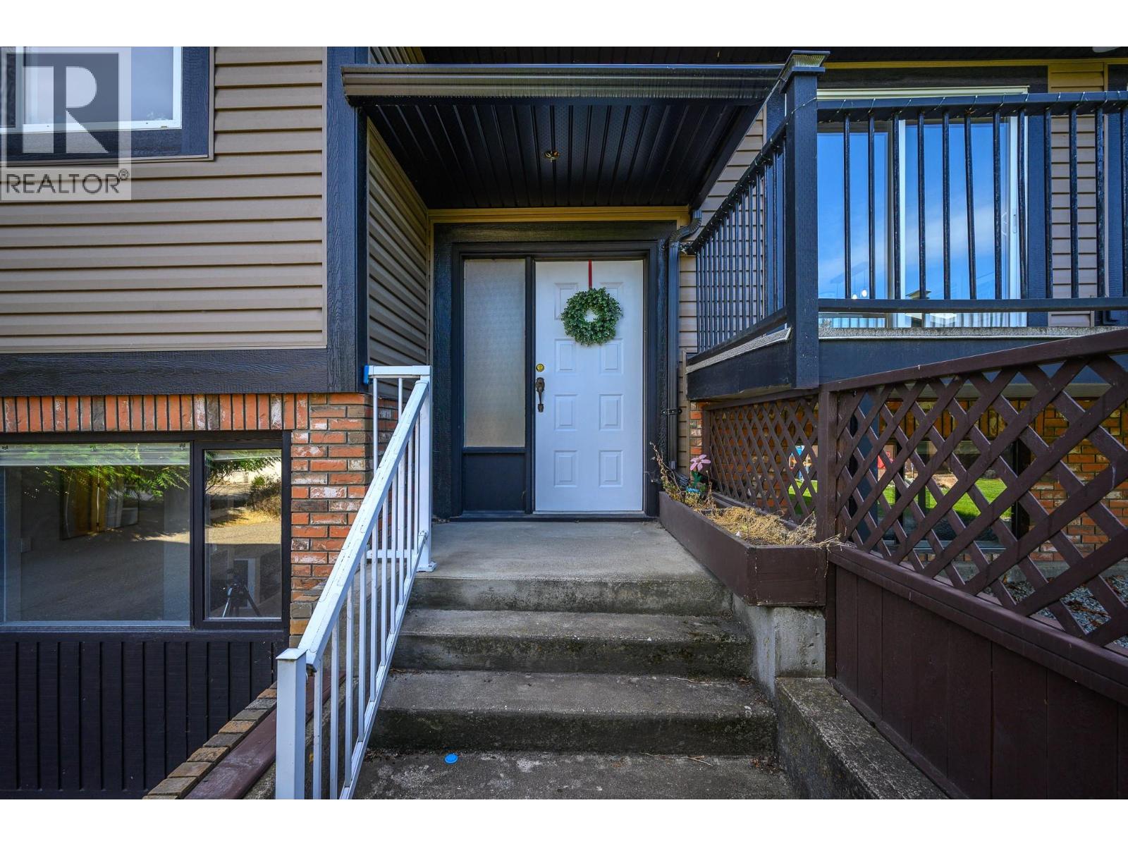 7590 Klinger Road, Vernon, British Columbia  V1H 1H4 - Photo 4 - 10392576
