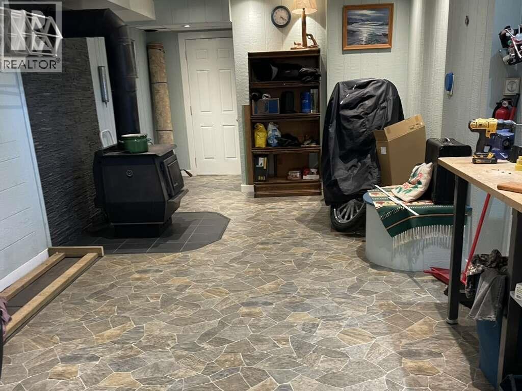 4980 Vernon Street, Grand Forks, British Columbia  V0H 1H5 - Photo 16 - 10393293
