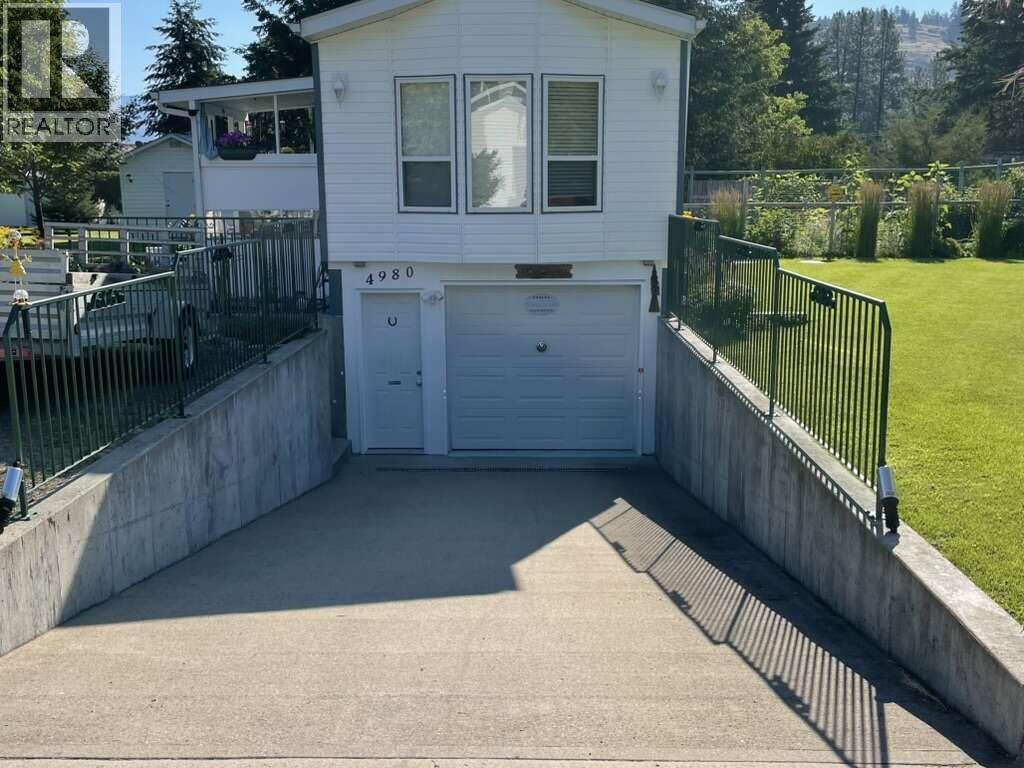 4980 Vernon Street, Grand Forks, British Columbia  V0H 1H5 - Photo 3 - 10393293