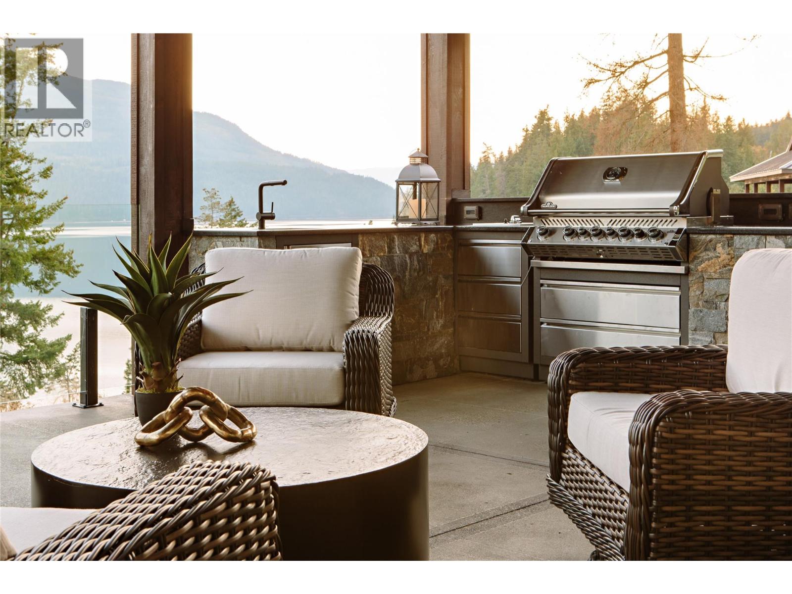6525 Worrall Road, Tappen, British Columbia  V0E 2X1 - Photo 42 - 10393296