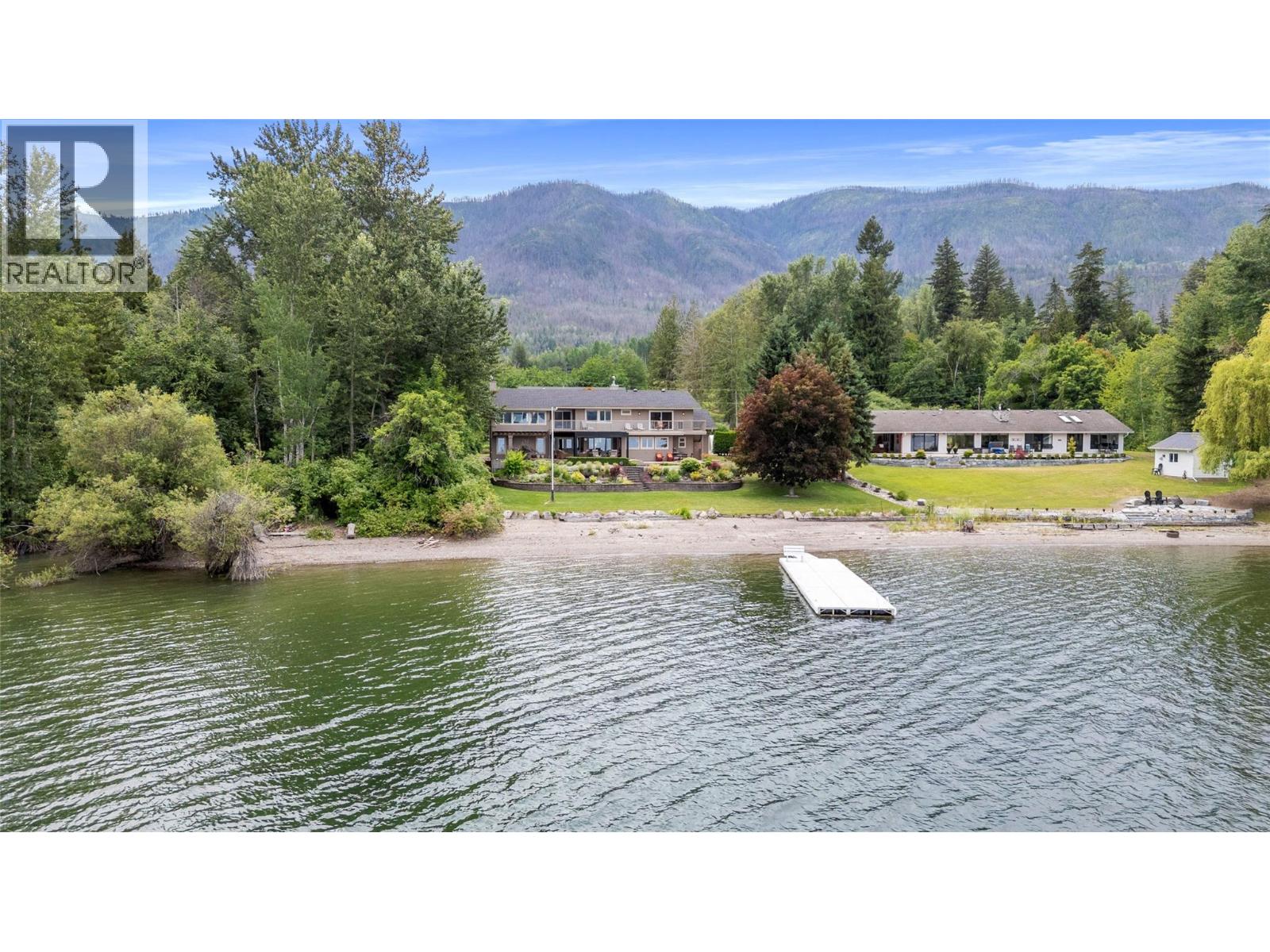 777 Coubeaux Place, Sorrento, British Columbia  V0E 2W1 - Photo 16 - 10393294