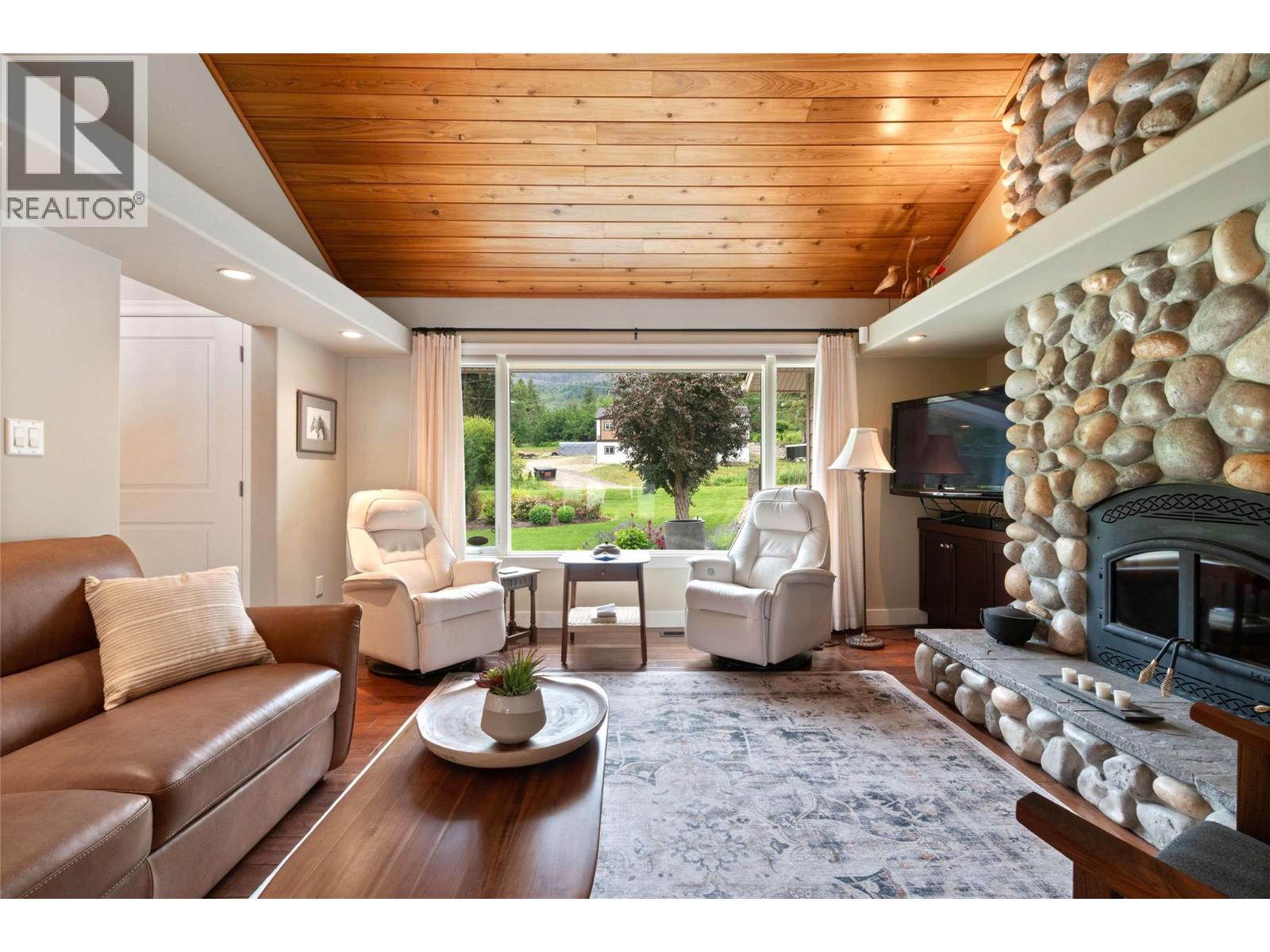 777 Coubeaux Place, Sorrento, British Columbia  V0E 2W1 - Photo 52 - 10393294